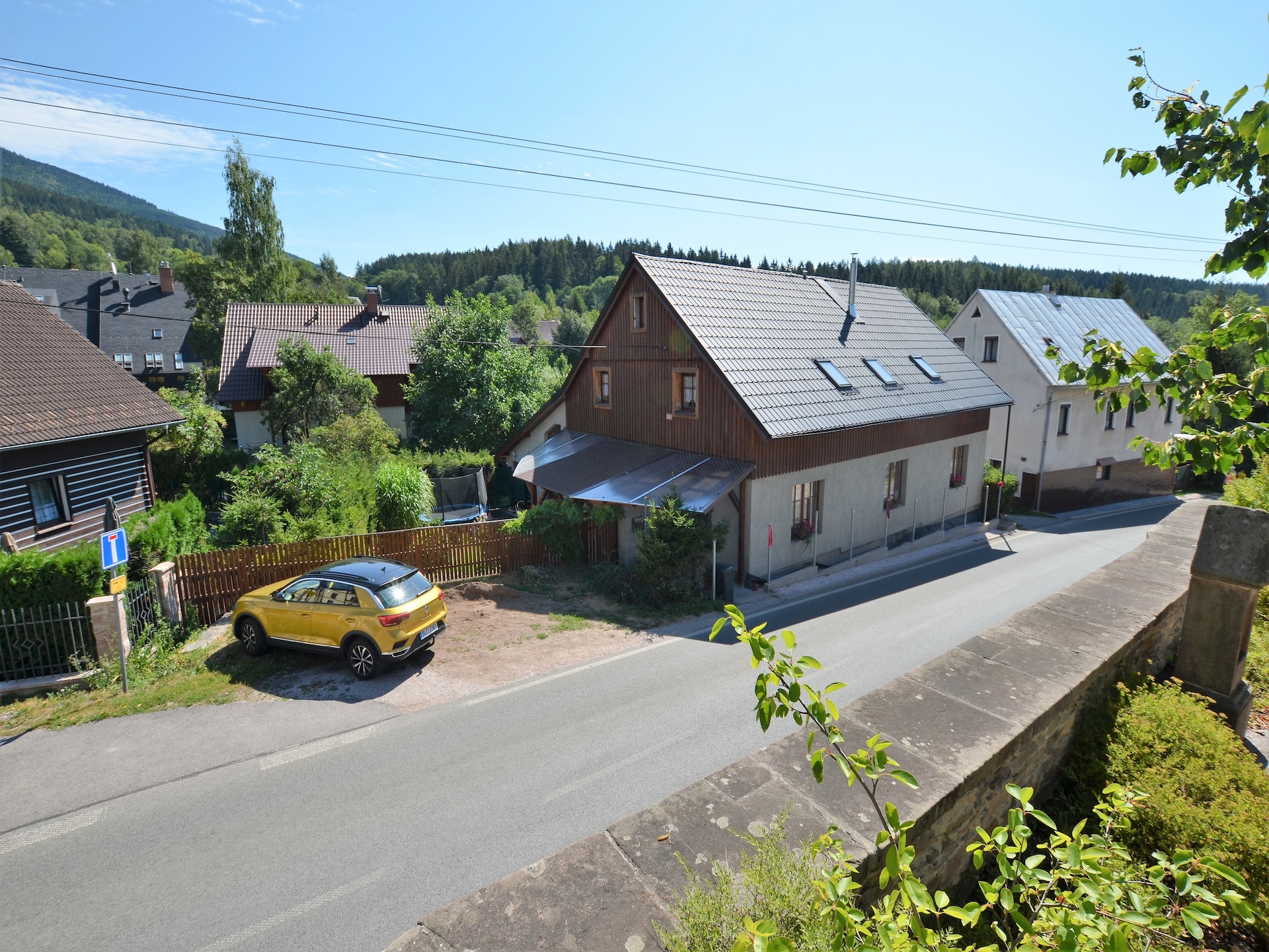Op 400 m van de piste: ruim vakantiehuis Galina A in Černý Důl - foto 6