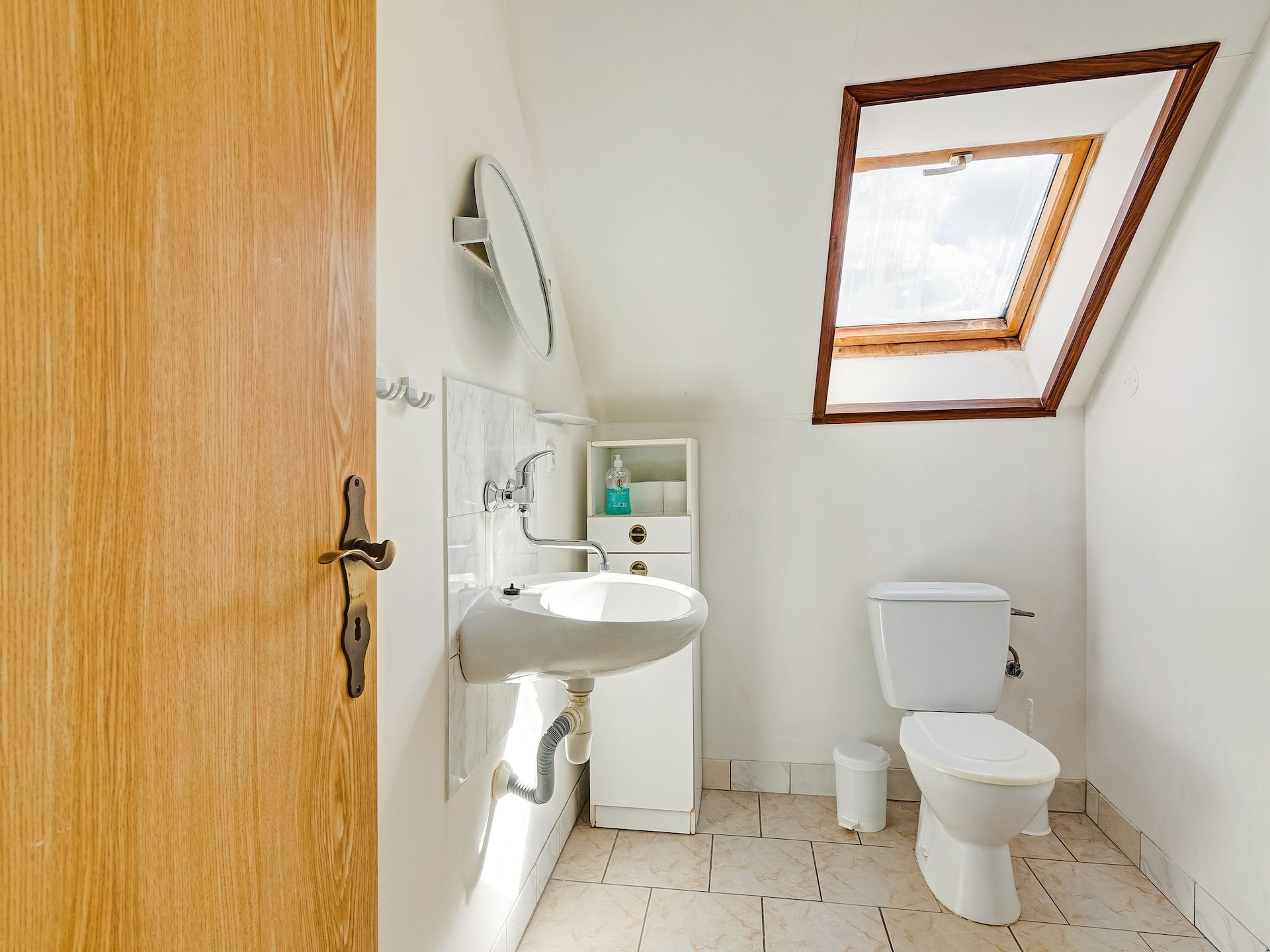Op 400 m van de piste: ruim vakantiehuis Galina A in Černý Důl - foto 28