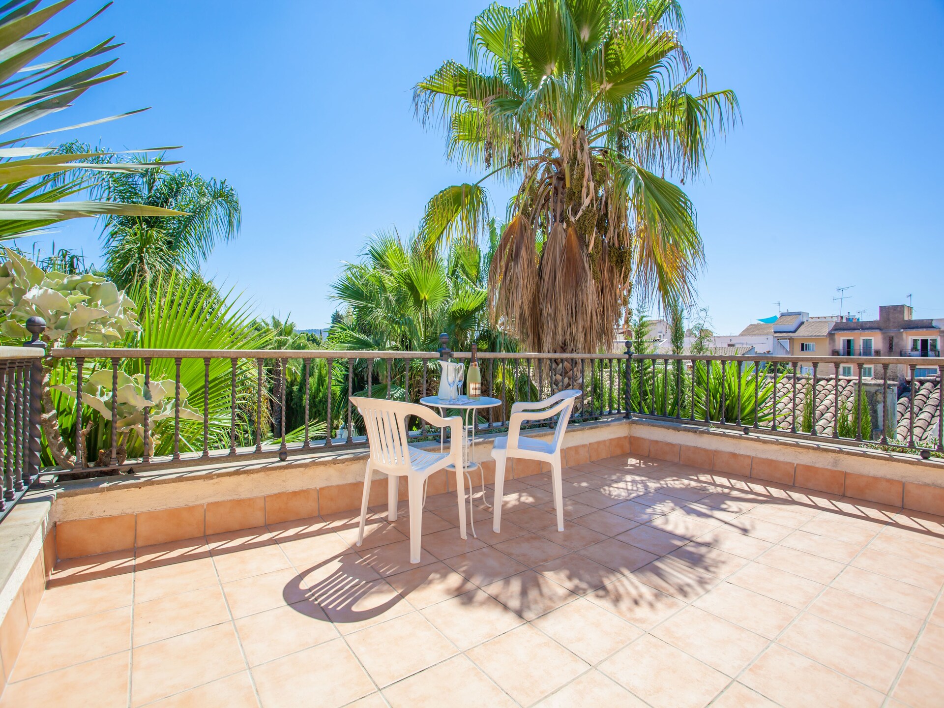 Exclusieve villa aan de golfbaan in Inca met privézwembad en ruime tuin - foto 29