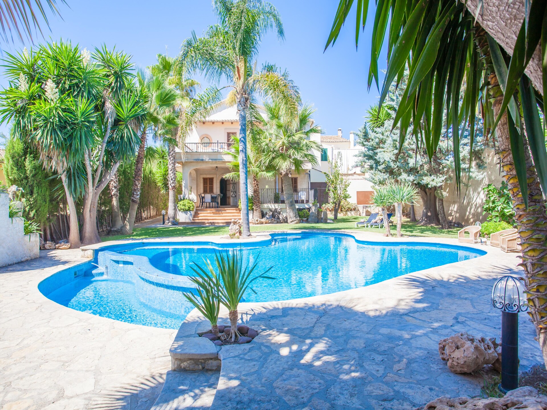 Exclusieve villa aan de golfbaan in Inca met privézwembad en ruime tuin - foto 9