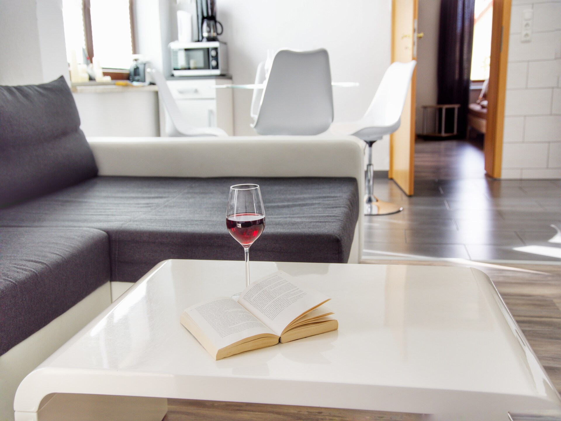 Ruim appartement bij de lagune met terras, vlakbij zee en bos - foto 8