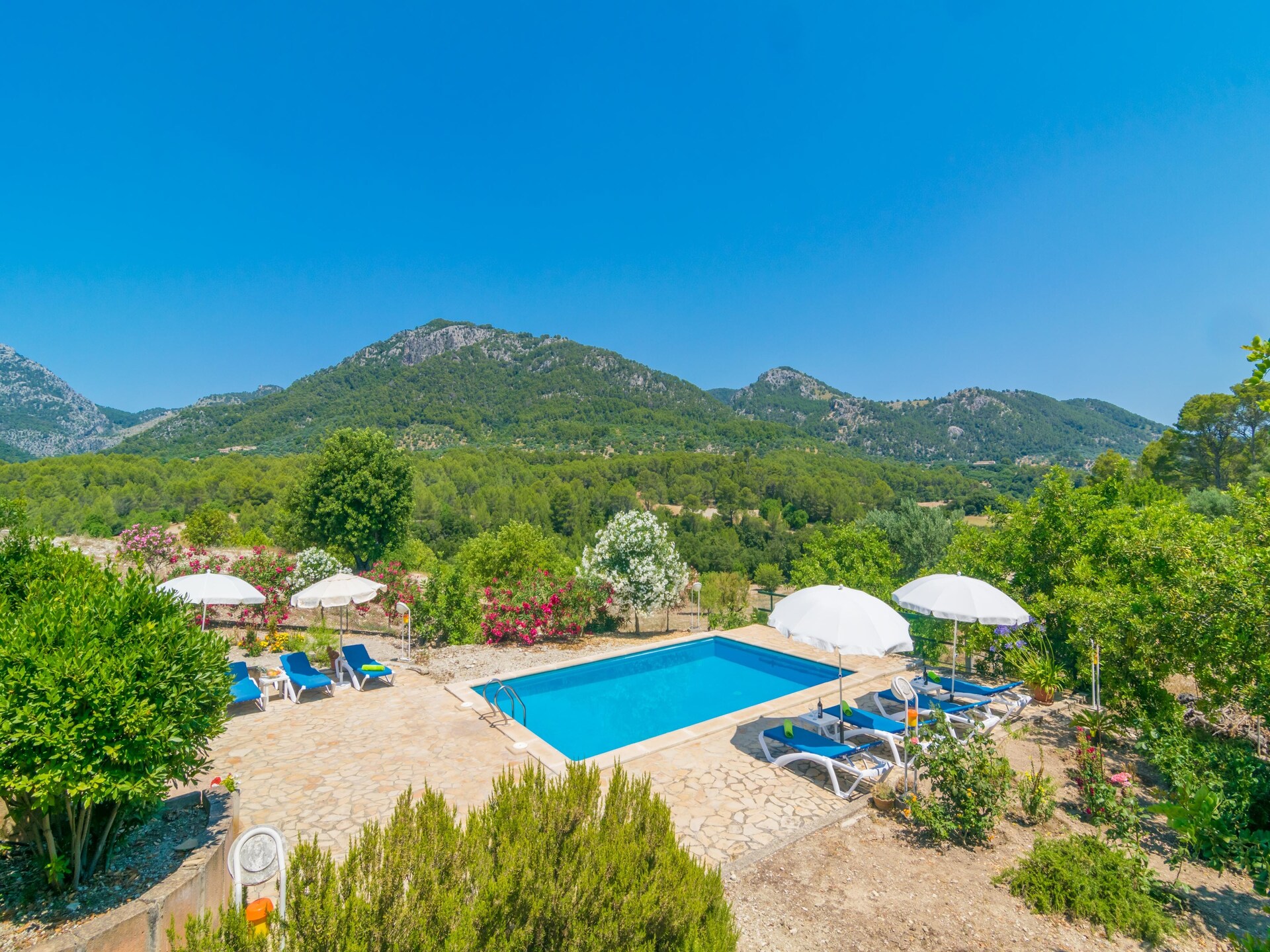 Villa Cantabou: Vrijstaand genieten met privézwembad aan de voet van de Tramuntana - foto 2
