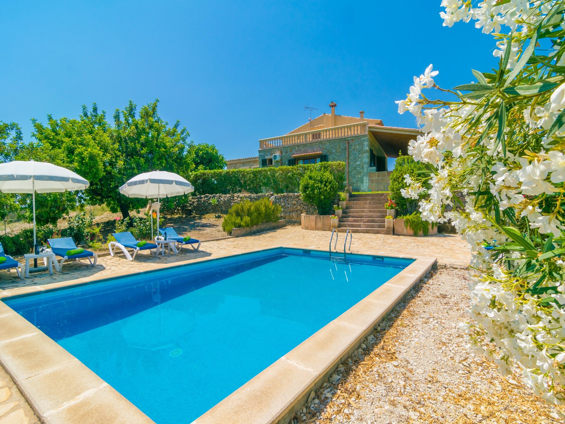 Villa Cantabou: Vrijstaand genieten met privézwembad aan de voet van de Tramuntana - foto 3