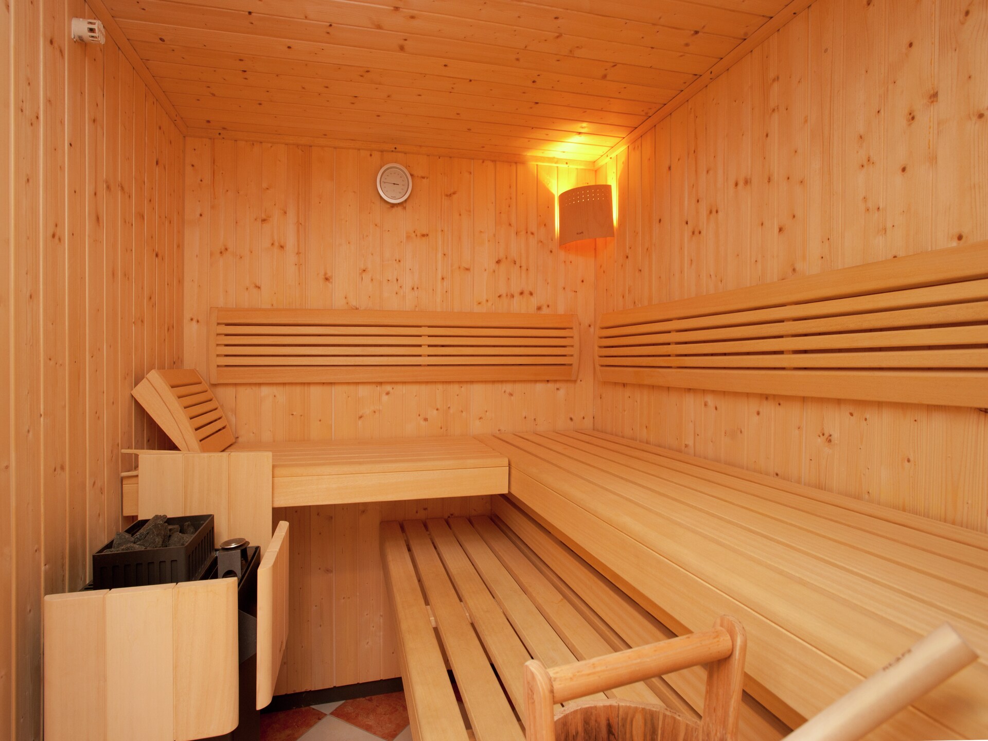 Ruim chaletappartement met sauna en bergzicht in Saalbach-Hinterglemm - foto 8