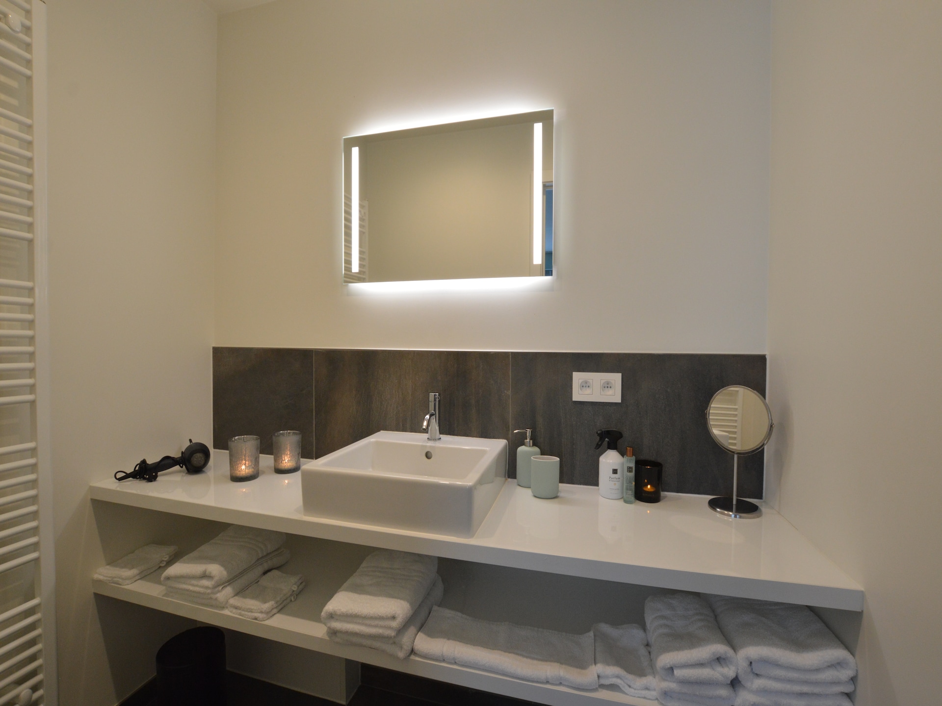 Luxe moderne villa Walleken in Gijzegem-Aalst voor 9 personen - foto 24