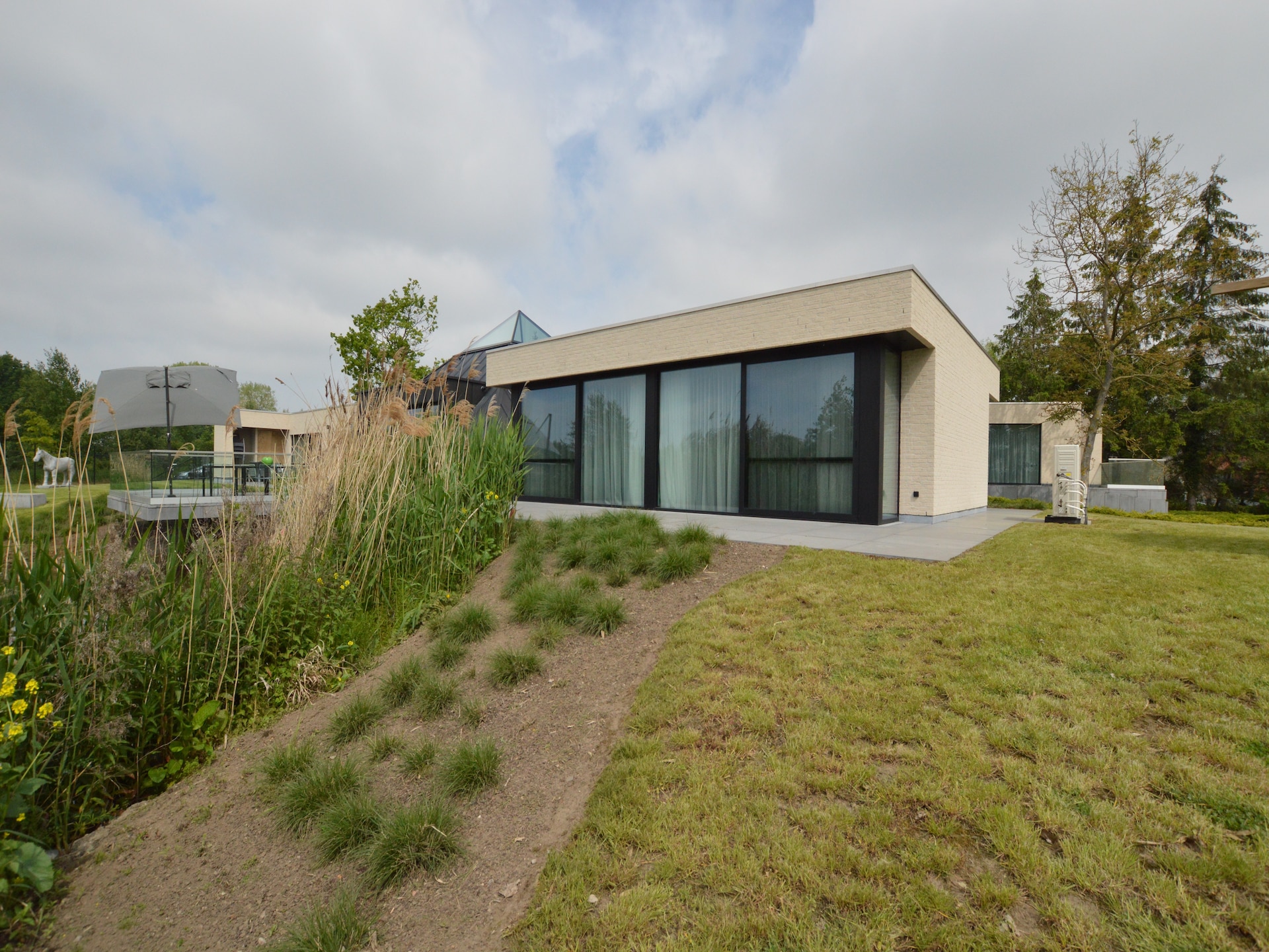 Luxe moderne villa Walleken in Gijzegem-Aalst voor 9 personen - foto 8