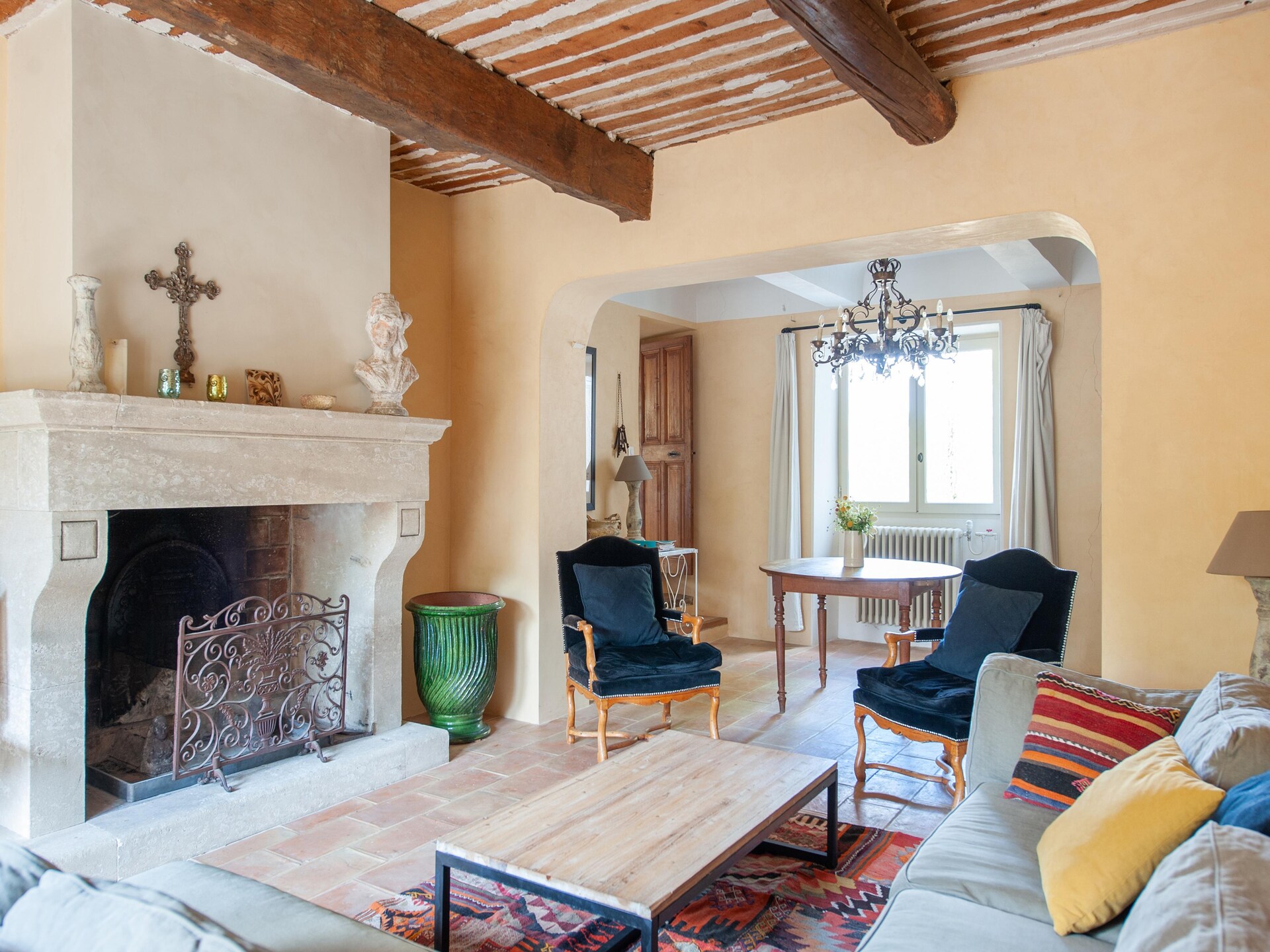 Authentieke Provençaalse villa met privézwembad en uitzicht op de Luberon - foto 8