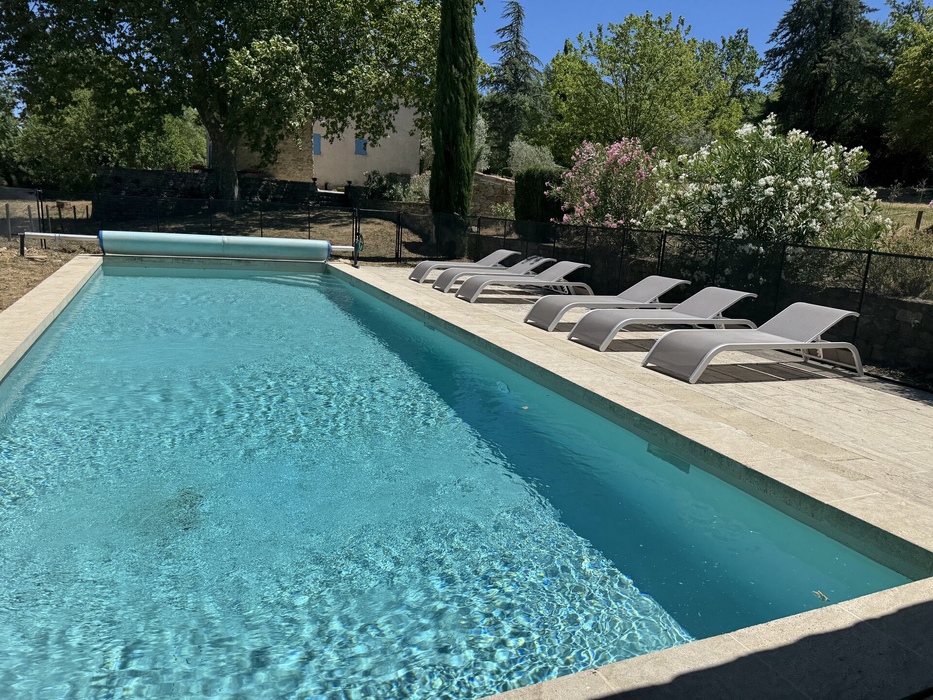 Authentieke Provençaalse villa met privézwembad en uitzicht op de Luberon - foto 1