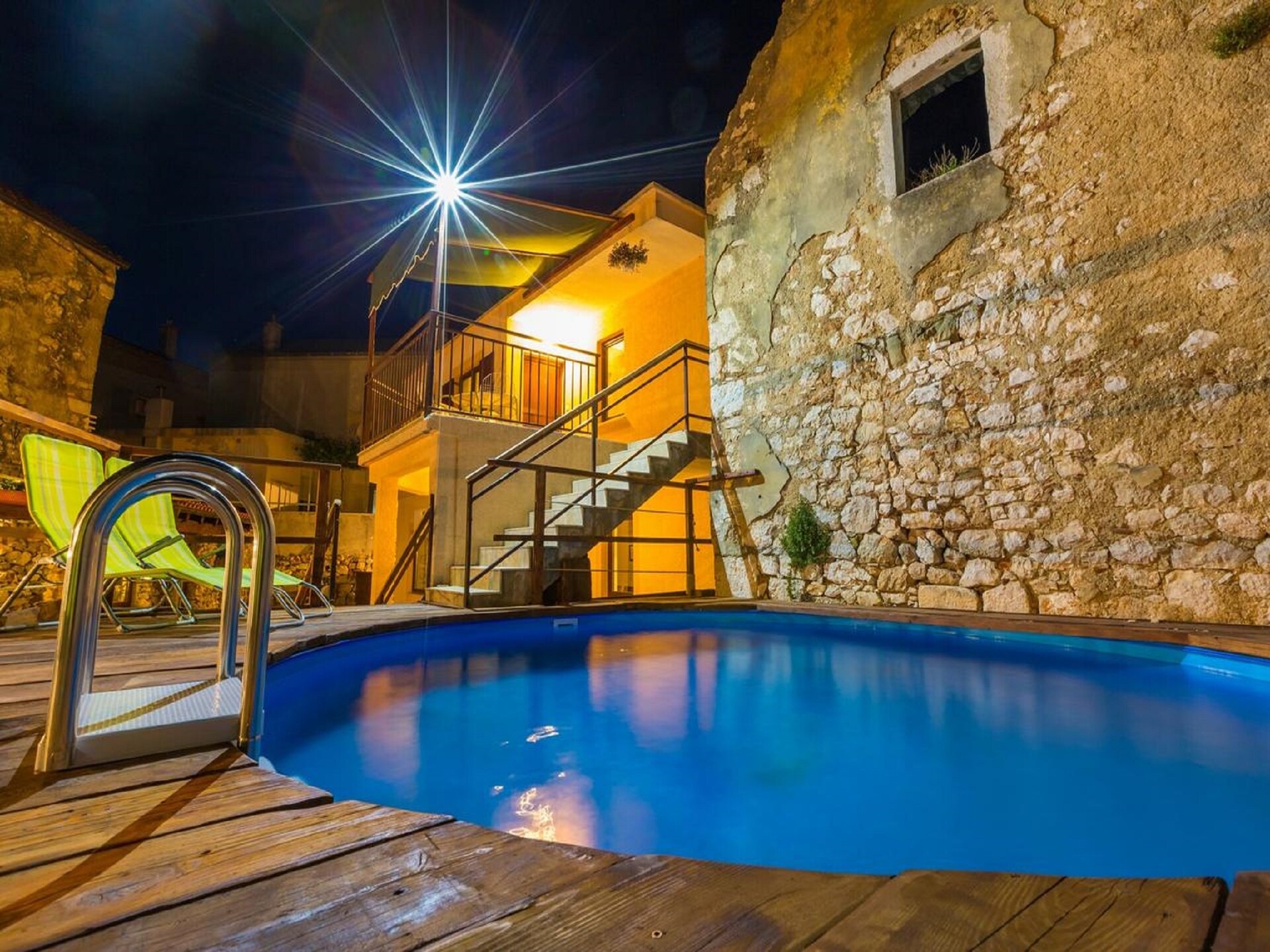 Ruim vakantiehuis voor 14 personen met privézwembad en zeezicht in Bribir - foto 6
