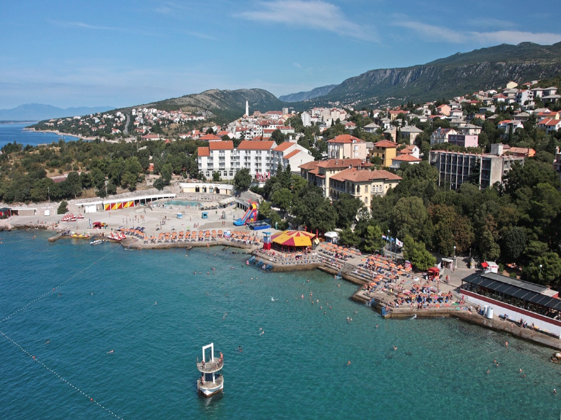 Ruim vakantiehuis voor 14 personen met privézwembad en zeezicht in Bribir - foto 38