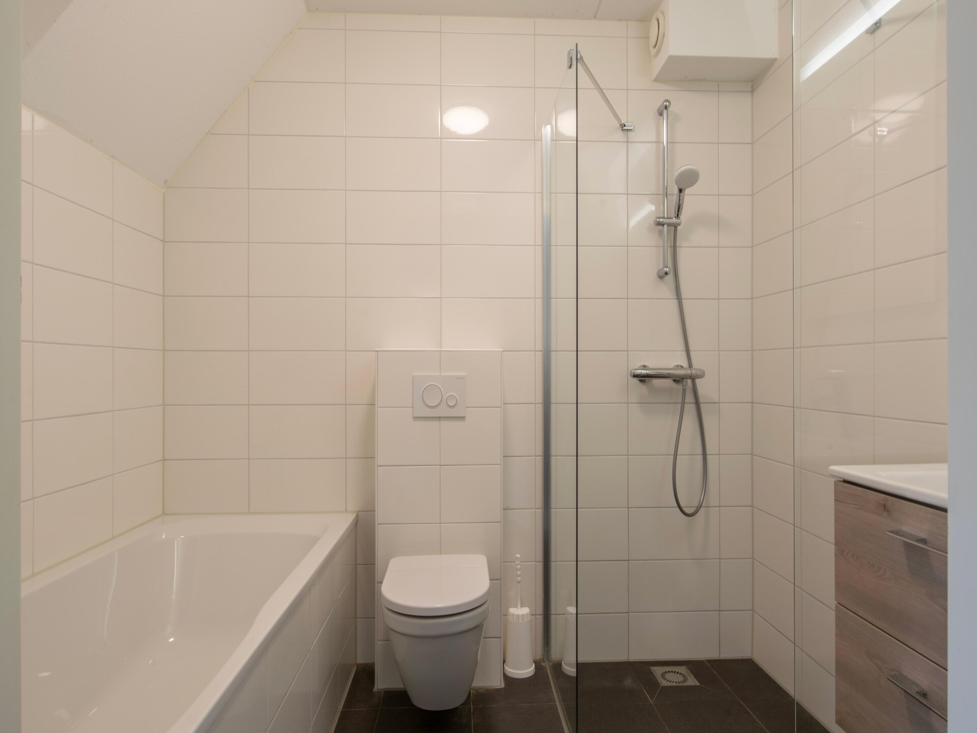 Halfvrijstaande 8-persoons bungalow op Vakantiepark de Soeten Haert in Renesse - foto 12