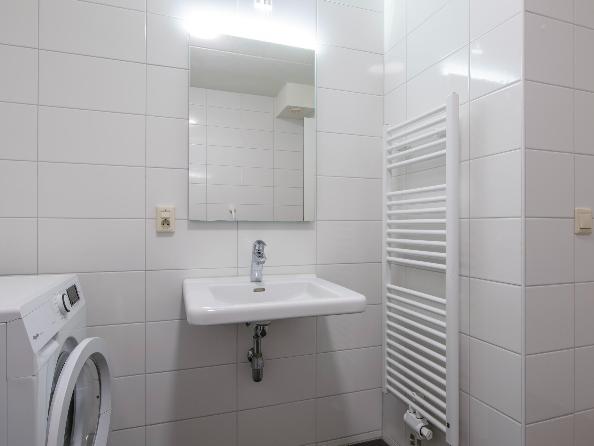Modern vakantiehuis op Vakantiepark de Soeten Haert in Renesse, Zeeland - foto 13