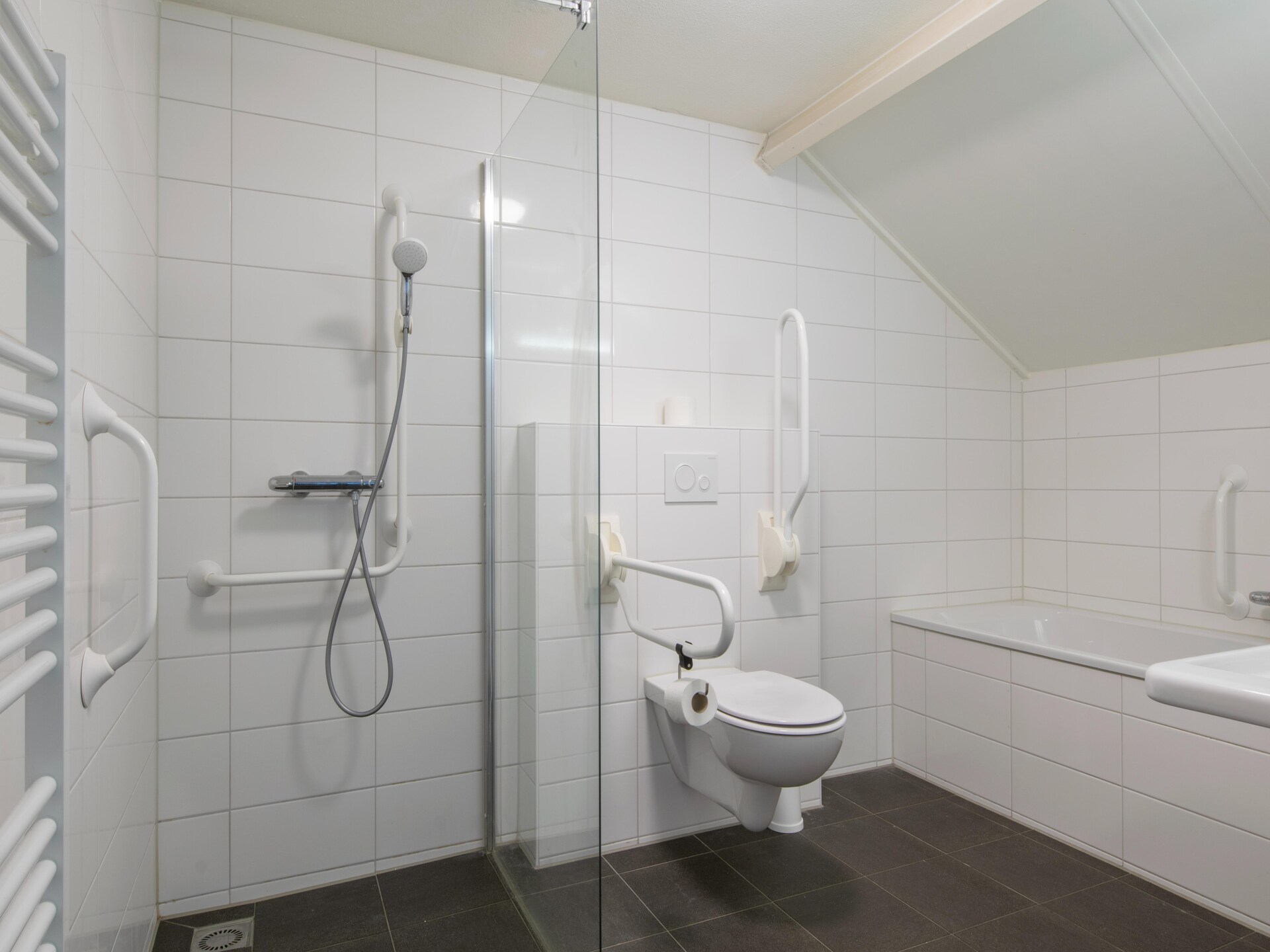 Modern vakantiehuis op Vakantiepark de Soeten Haert in Renesse, Zeeland - foto 11