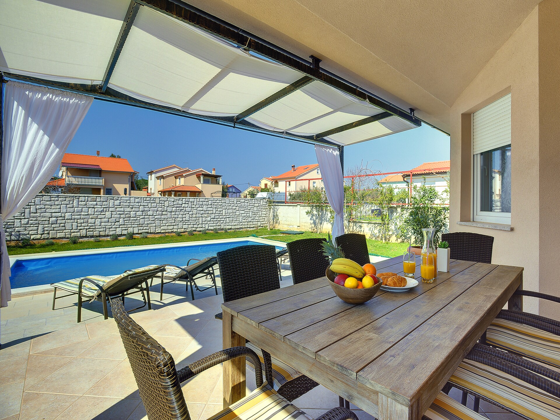 Villa Rudy in Valbandon: Luxe villa met privézwembad nabij het strand - foto 28