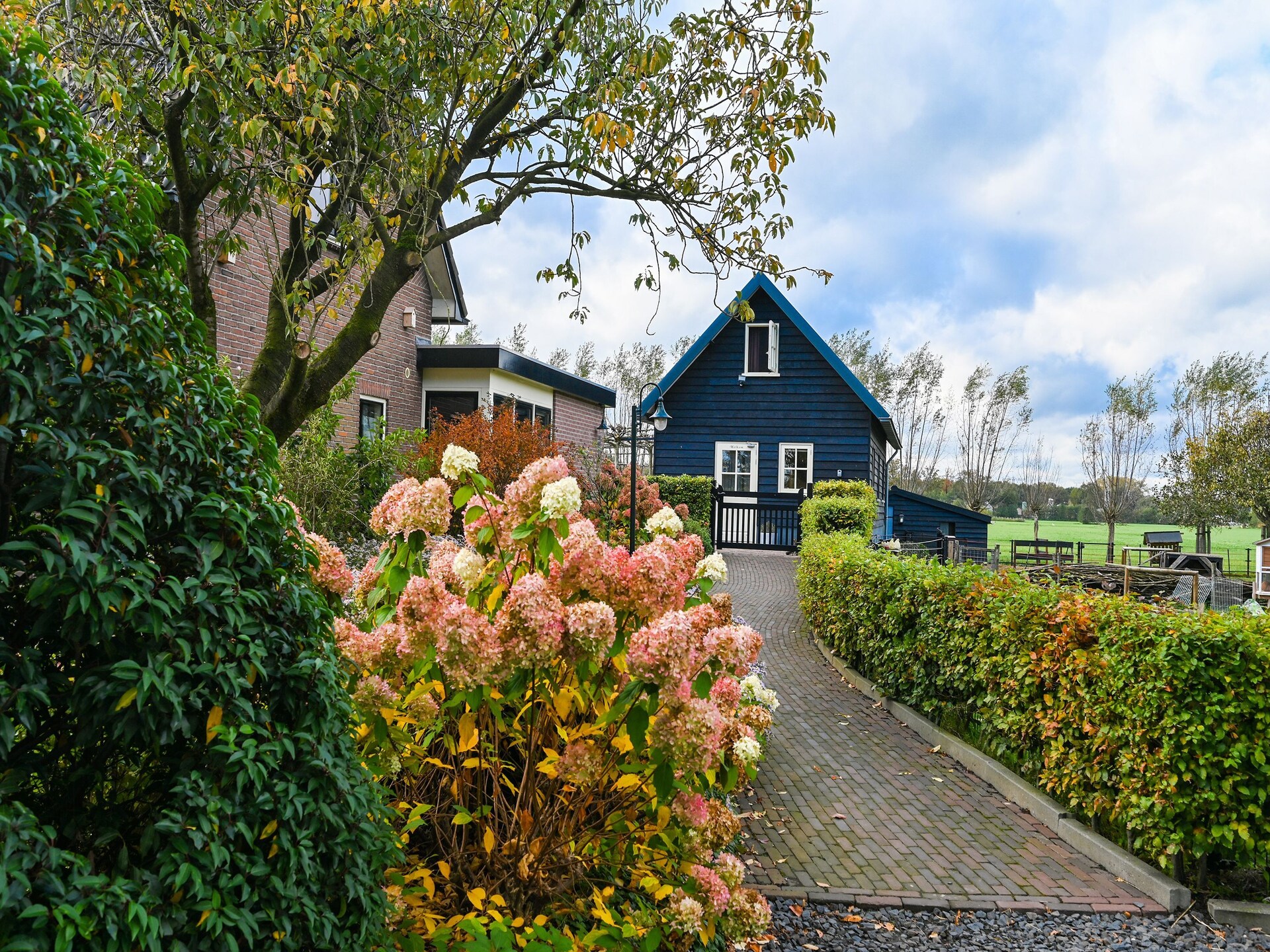 Landelijk landhuis in bosrijk Overberg met uitzicht over weilanden - foto 11
