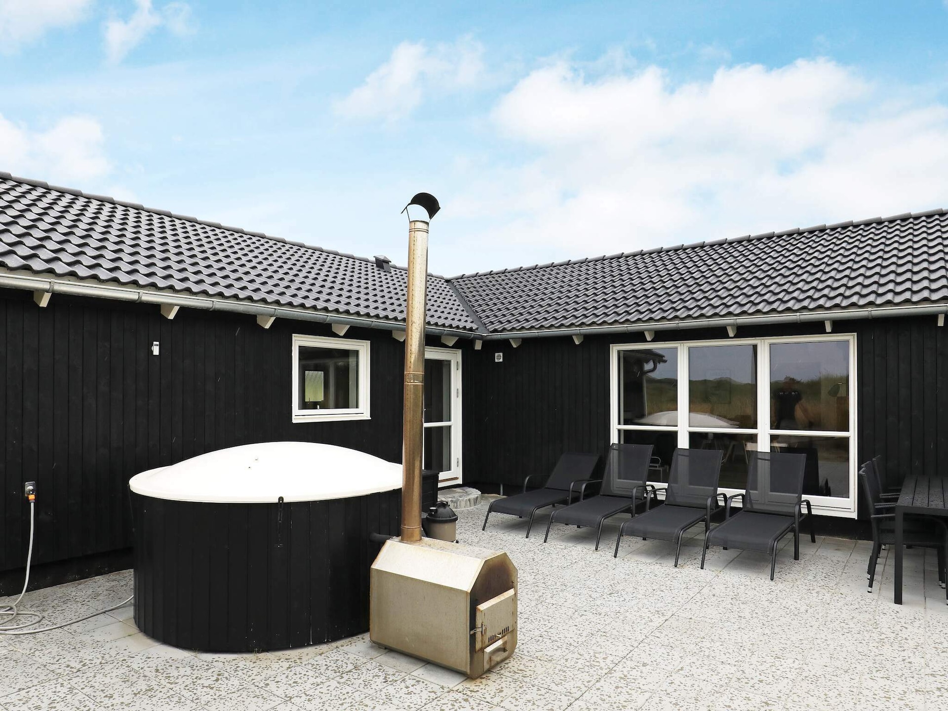 Op 300 m van zee: Modern vakantiehuis in Løkken voor 10 personen - foto 28