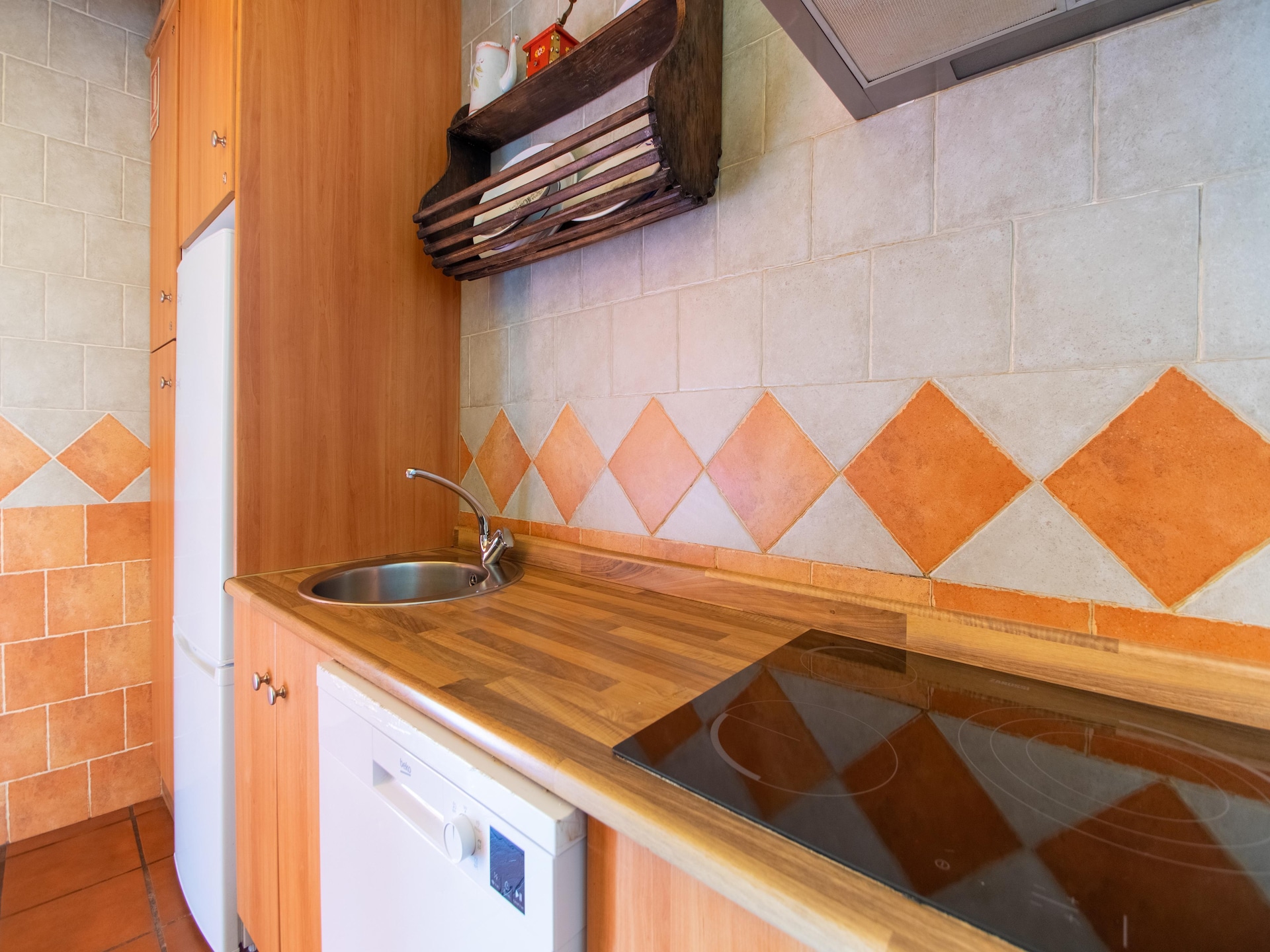 Sfeervol landhuis in Benllera met bubbelbad en open haard - foto 10