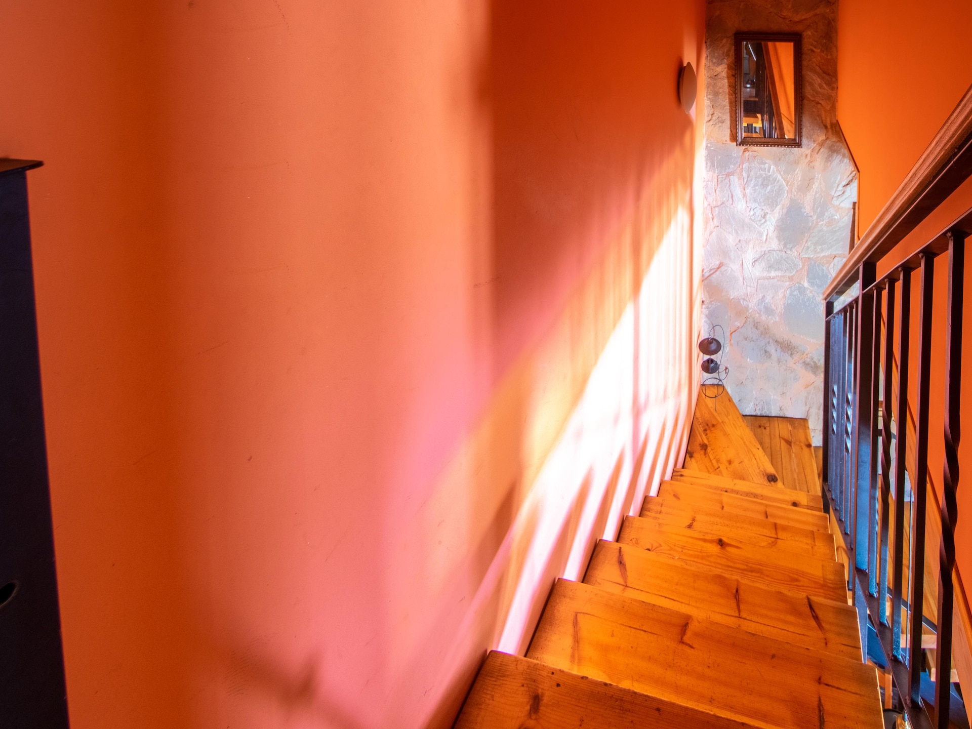 Sfeervol landhuis in Benllera met bubbelbad en open haard - foto 20