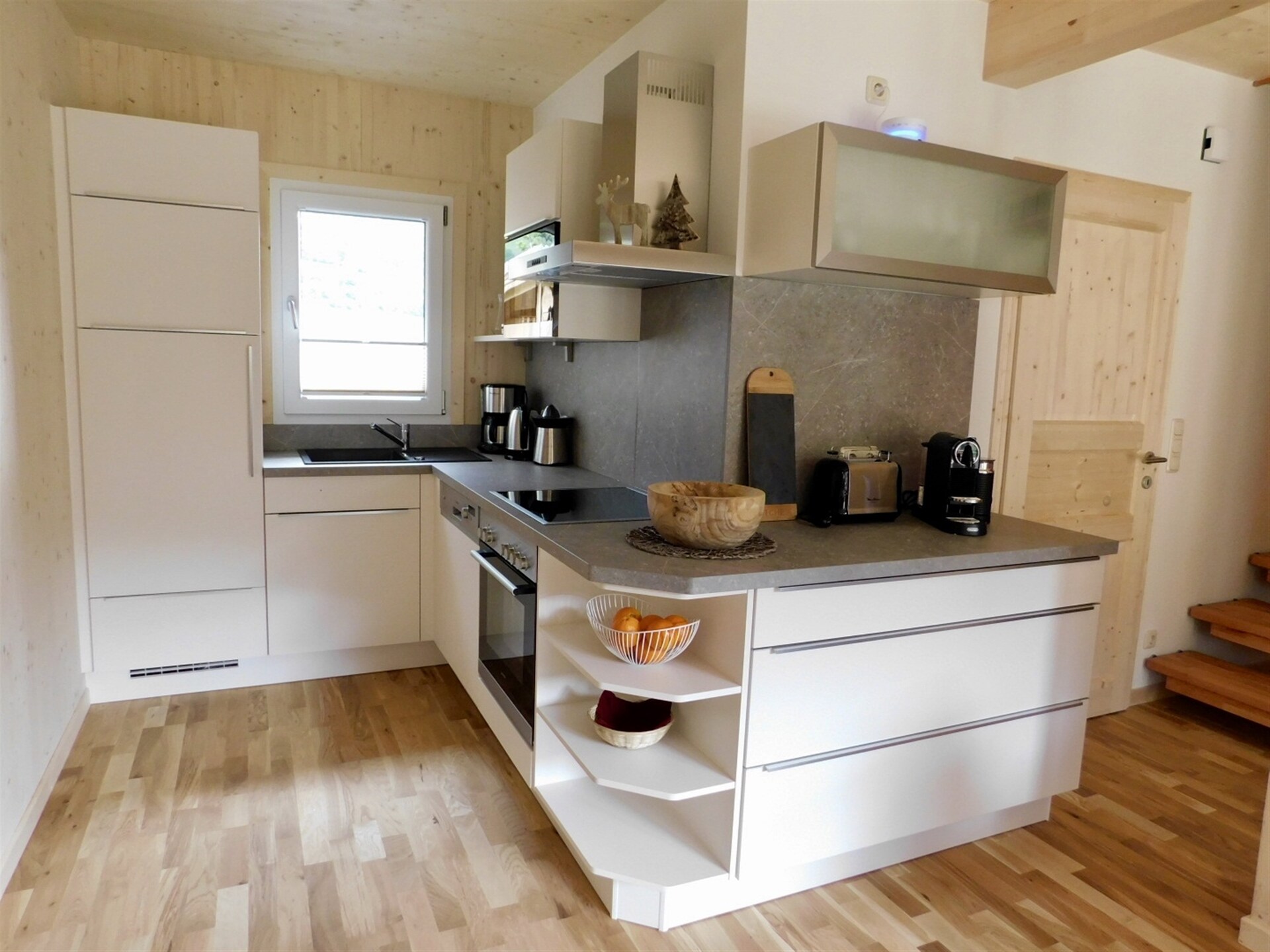 Vrijstaand chalet aan de Kreischberg, 100m van skilift, meer en centrum - foto 8