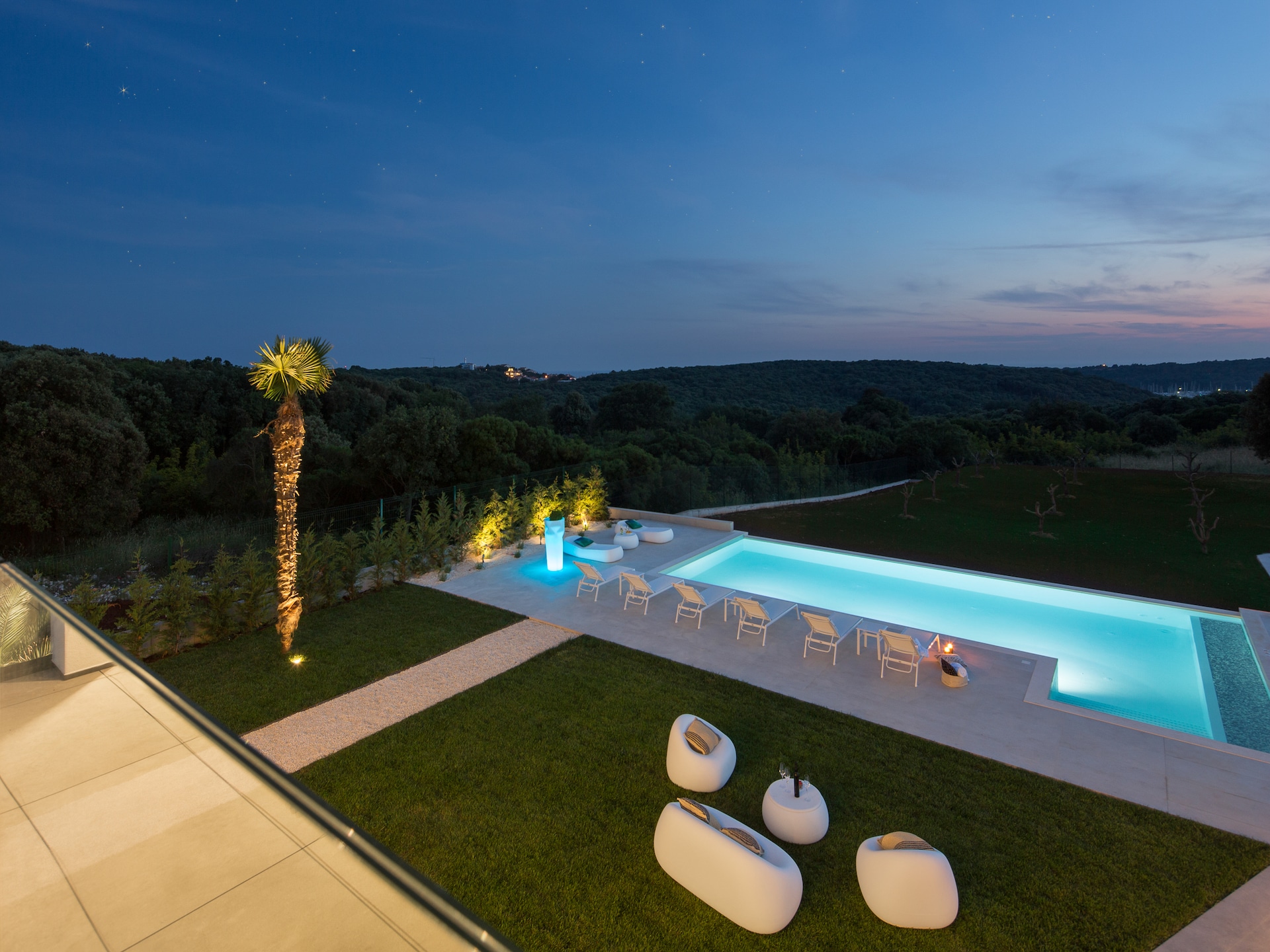 8-persoons luxe villa met privézwembad in Pula - foto 29
