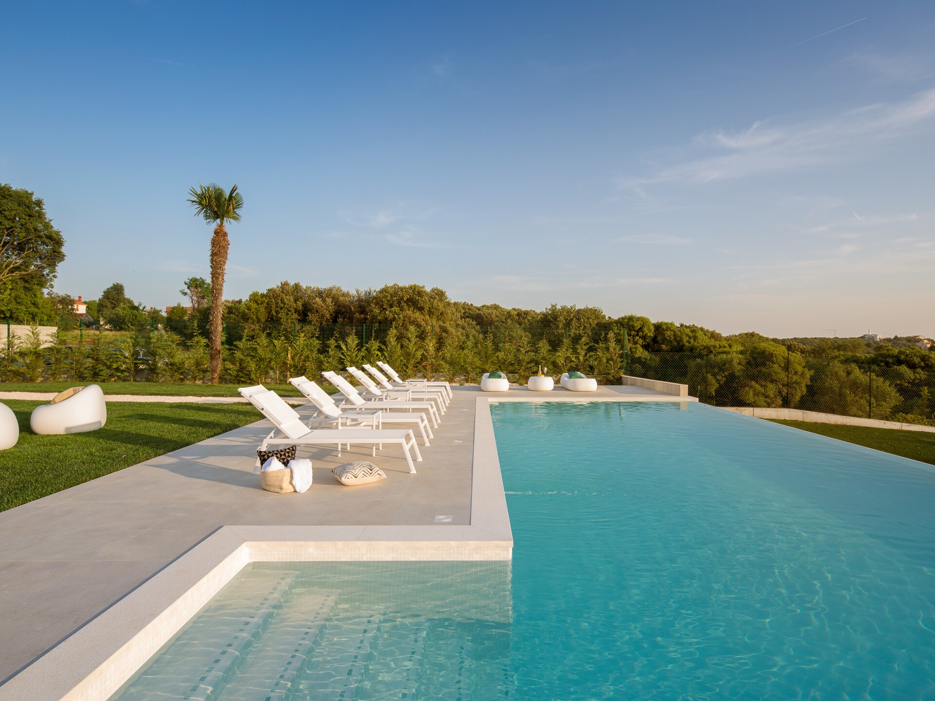 8-persoons luxe villa met privézwembad in Pula - foto 8