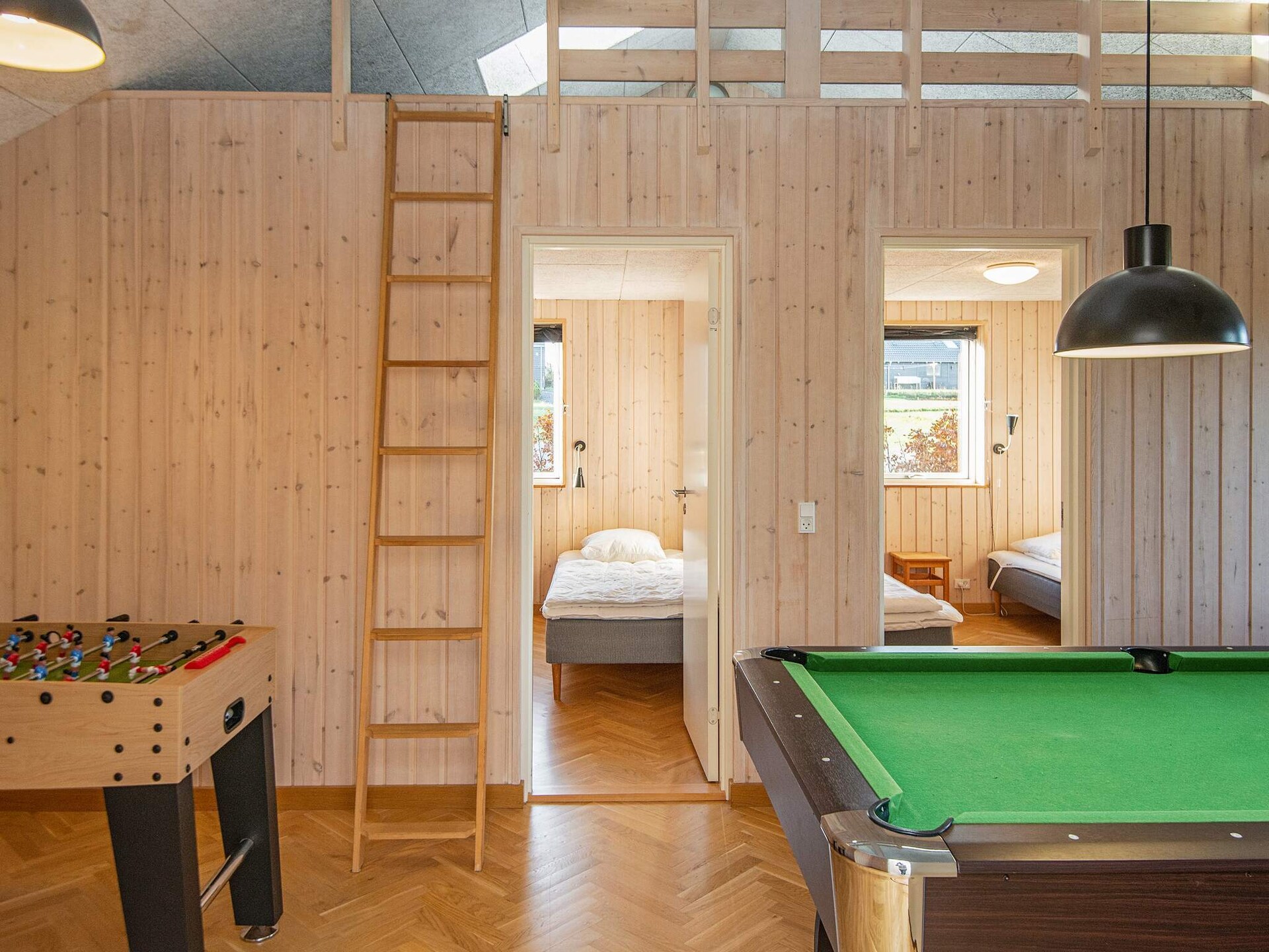 Luxe vakantiehuis met whirlpool, sauna en zeezicht op 250m van strand - foto 10