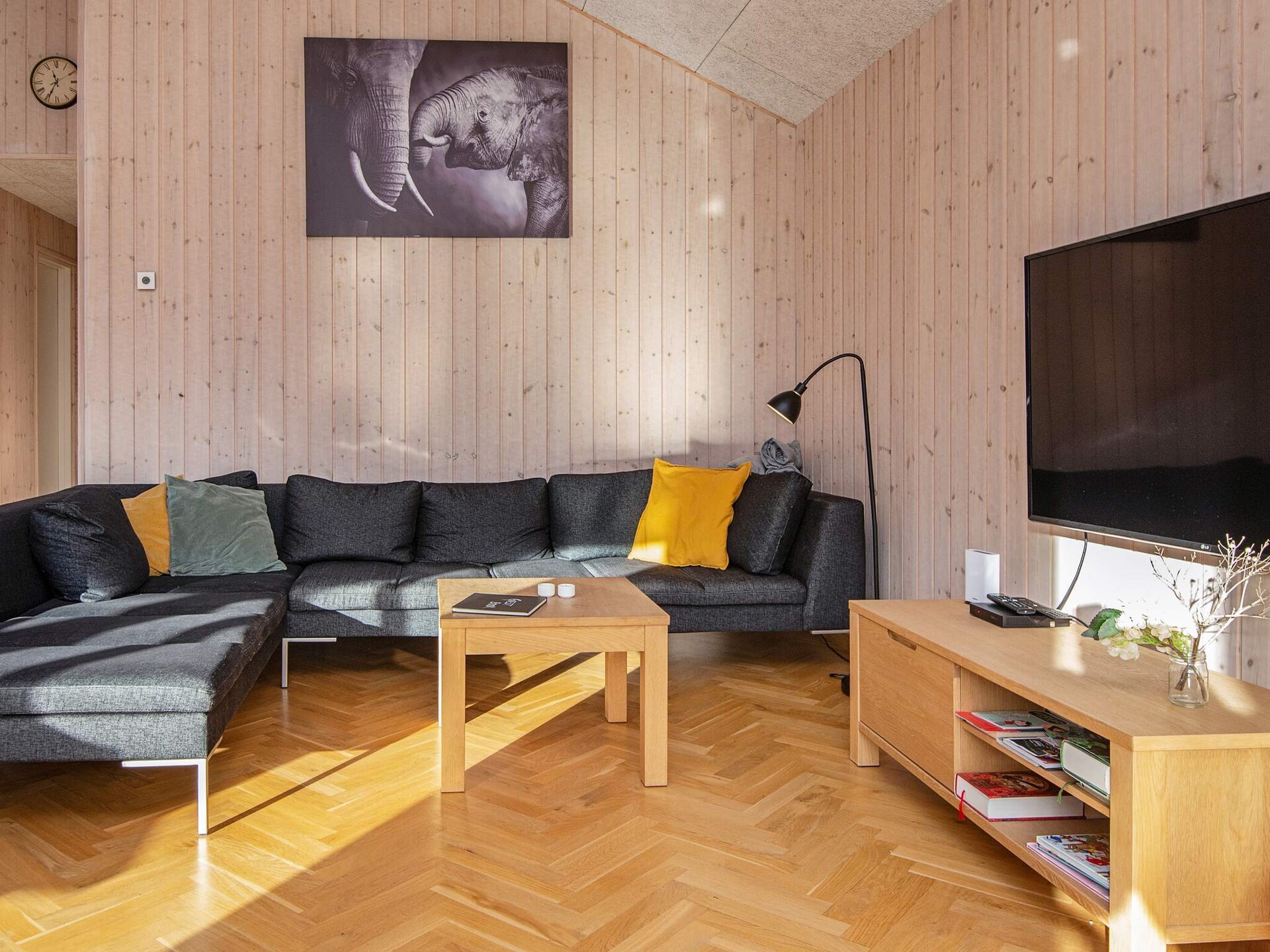 Luxe vakantiehuis met whirlpool, sauna en zeezicht op 250m van strand - foto 12