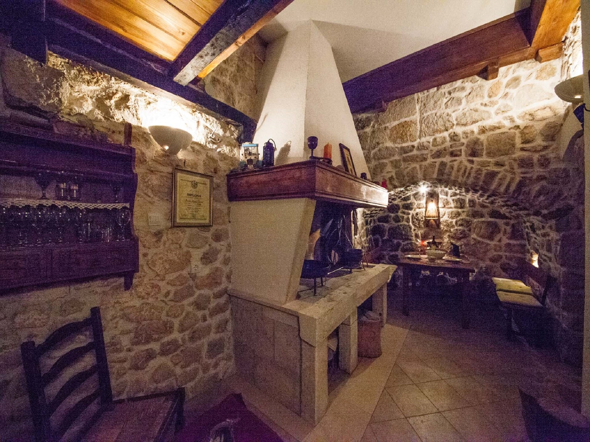 Authentiek stenen vakantiehuis met panoramisch zeezicht in Podgora - foto 31