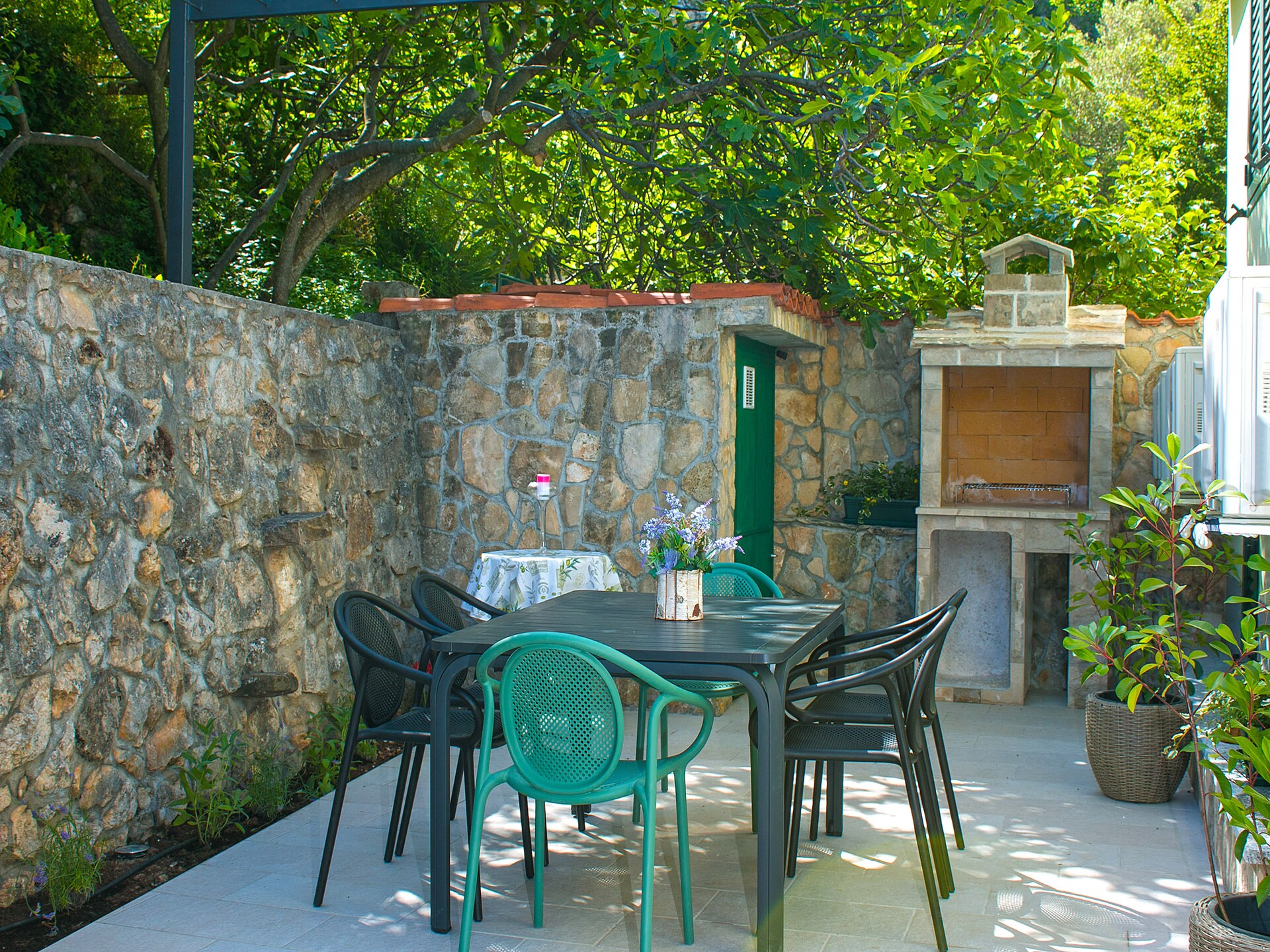Authentiek stenen vakantiehuis met panoramisch zeezicht in Podgora - foto 29