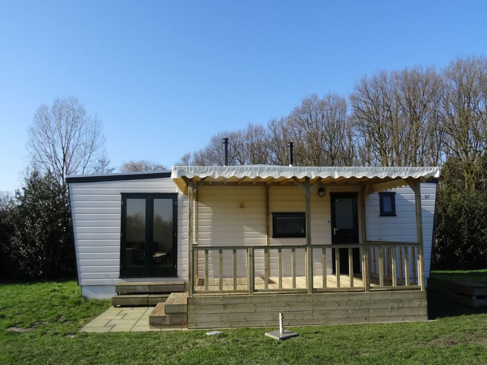Vrijstaand 6-persoons chalet op Recreatiepark Duinhoeve in Udenhout - foto 7