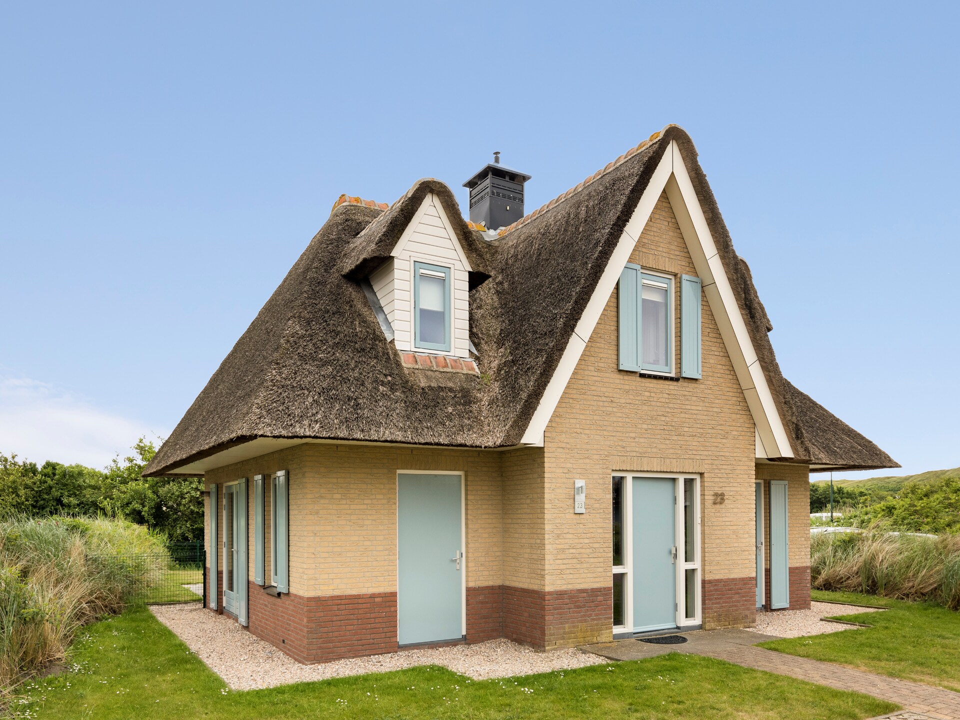 Vrijstaande rietgedekte villa met sauna, 500m van strand Julianadorp - foto 5