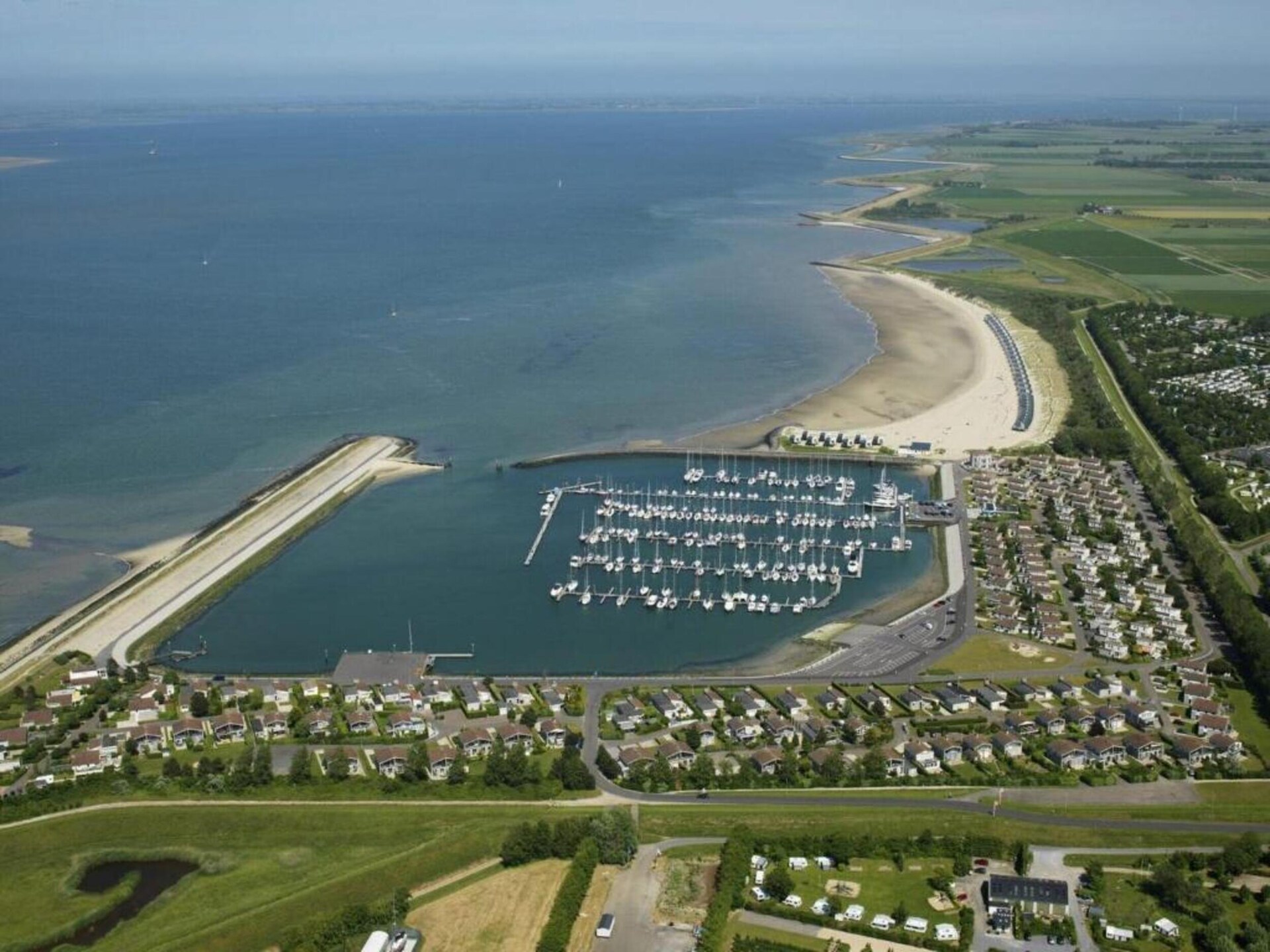 Elegant appartement aan de jachthaven van Kamperland met privéterras - foto 35