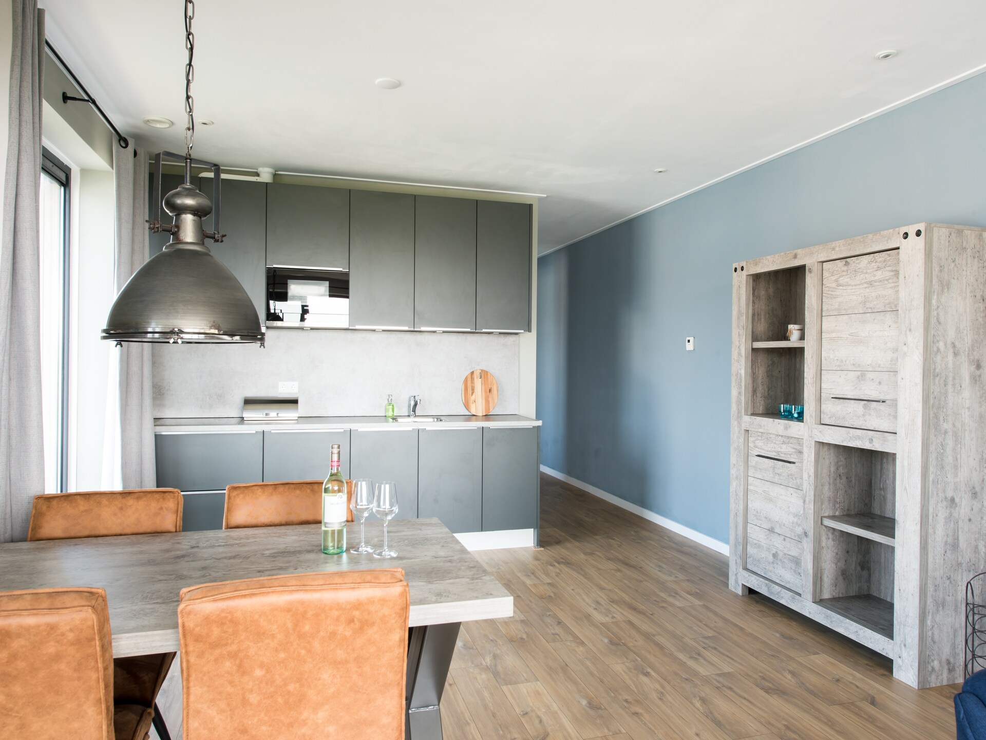 Vrijstaand vakantiehuis met uitzicht op jachthaven in Kamperland, Zeeland - foto 3