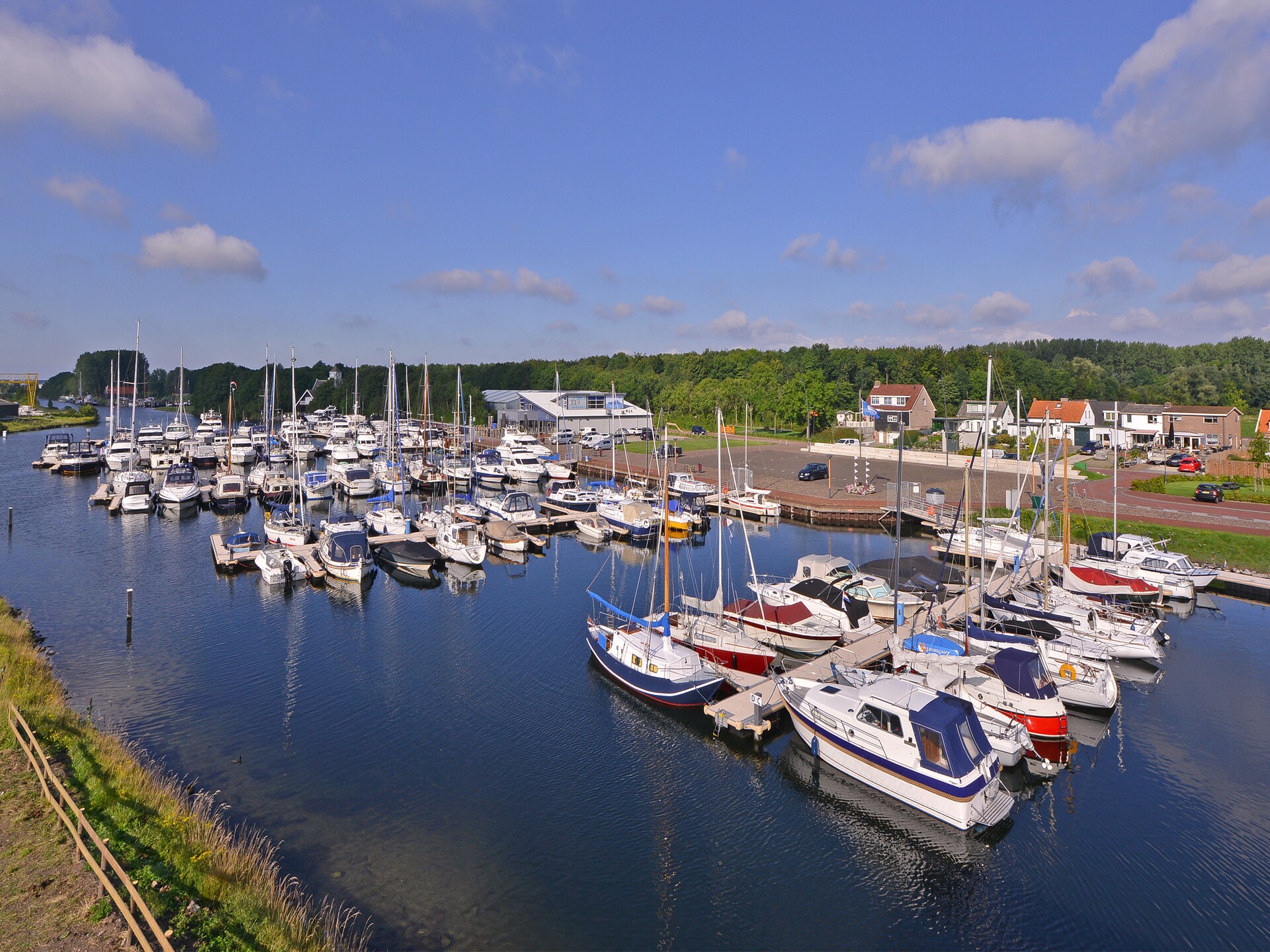 Vrijstaand vakantiehuis met uitzicht op jachthaven in Kamperland, Zeeland - foto 13