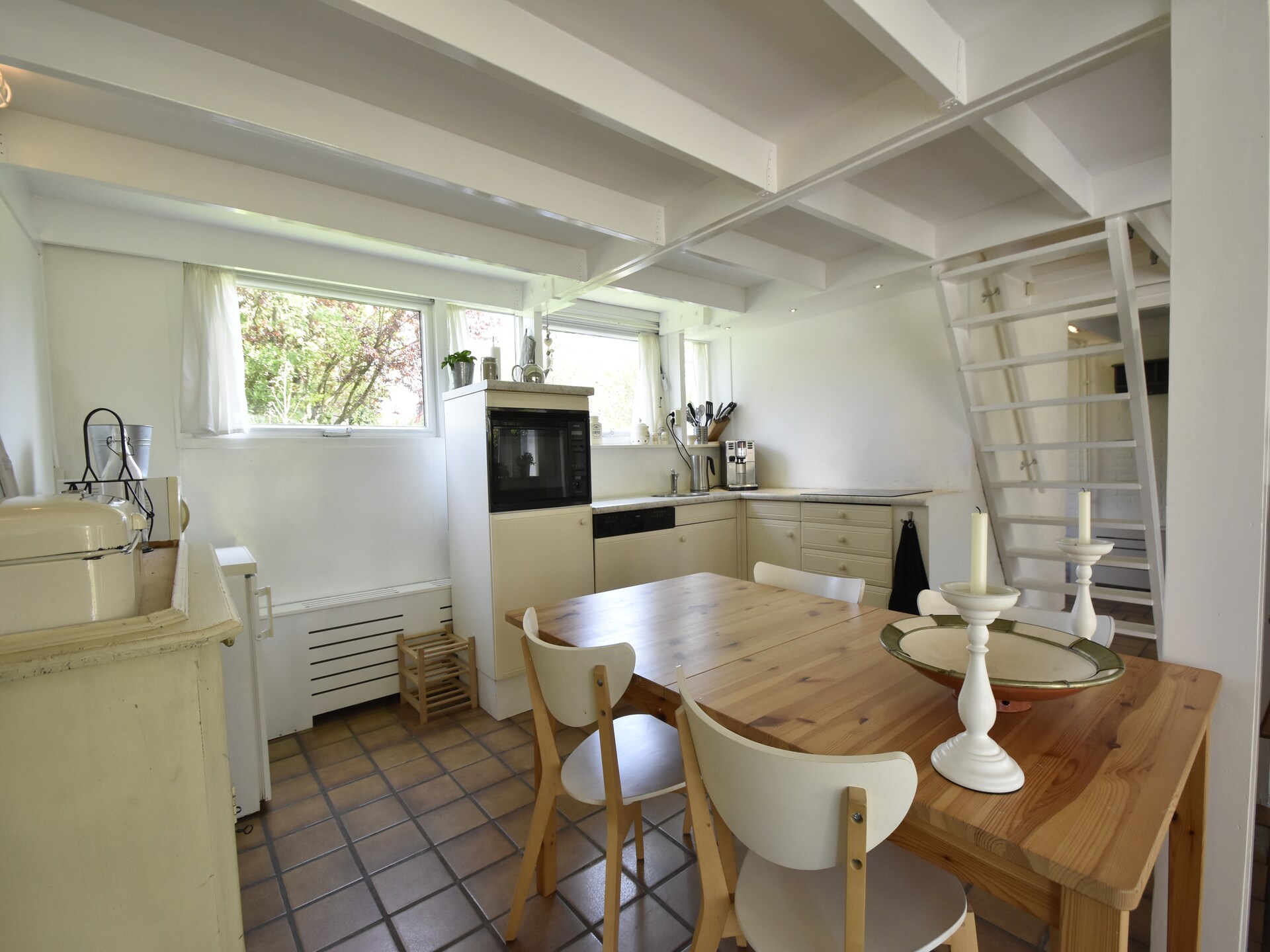 Knus vakantiehuis De Reker Zon in Warmenhuizen, dichtbij zee en bos - foto 3