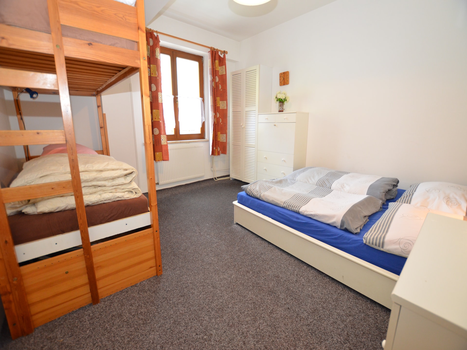 Aan de piste: Comfortabel appartement in Jachymov voor 4 personen - foto 5