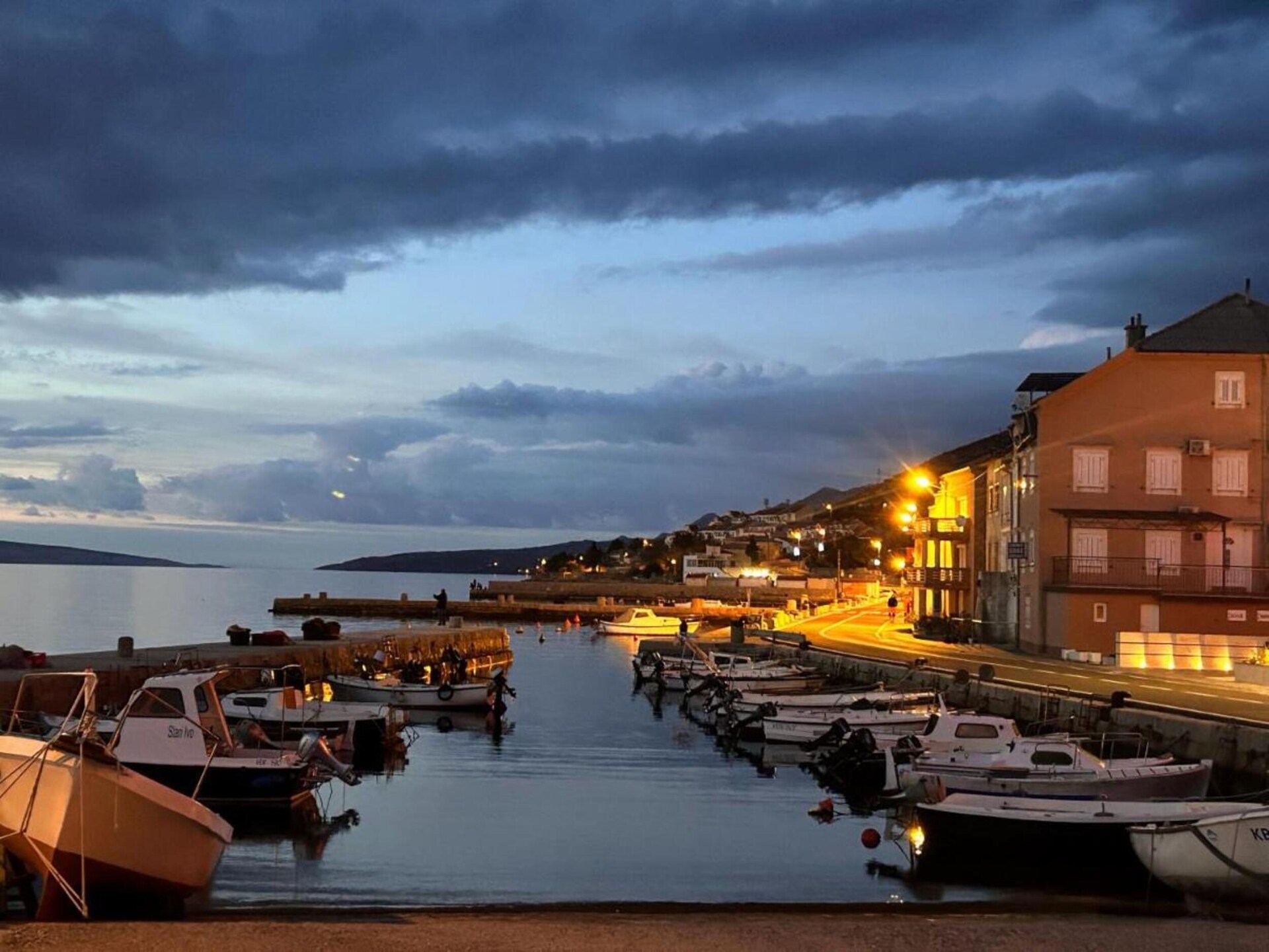 Privézwembad en luxe vakantiehuis aan zee in Sukosan - foto 37