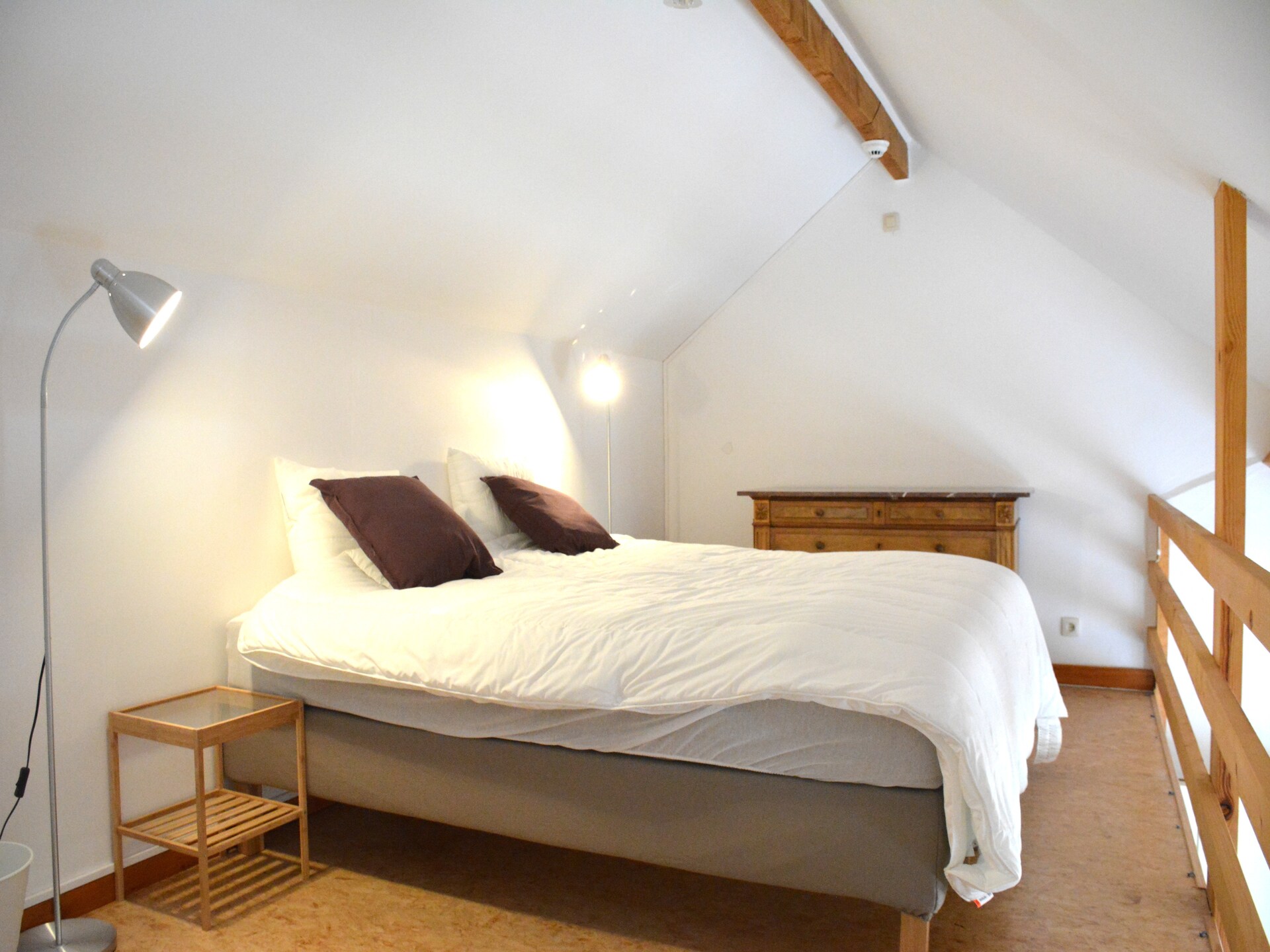 22-persoons groepsaccommodatie met 8 slaapkamers in Denée - foto 19