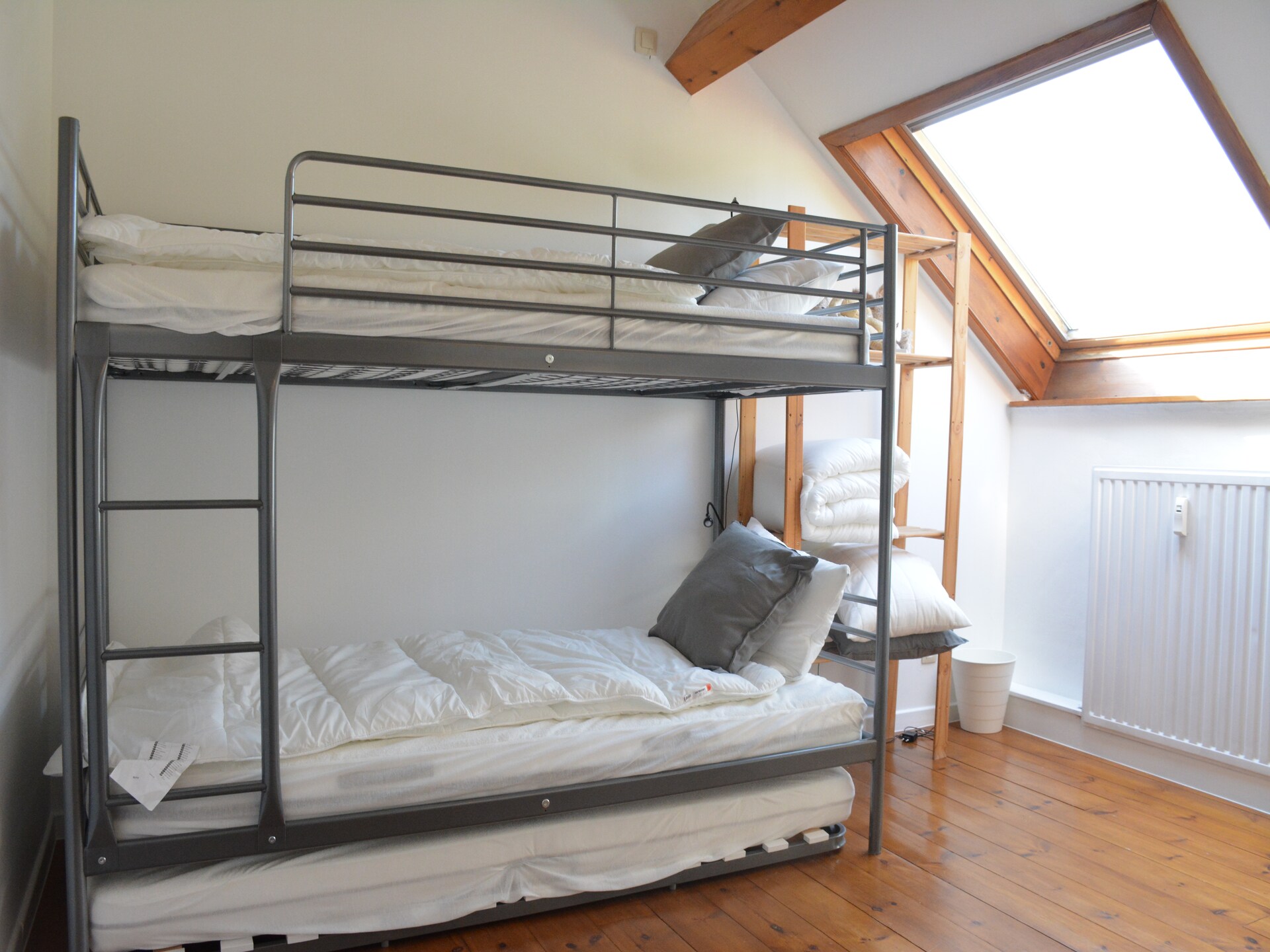 22-persoons groepsaccommodatie met 8 slaapkamers in Denée - foto 21
