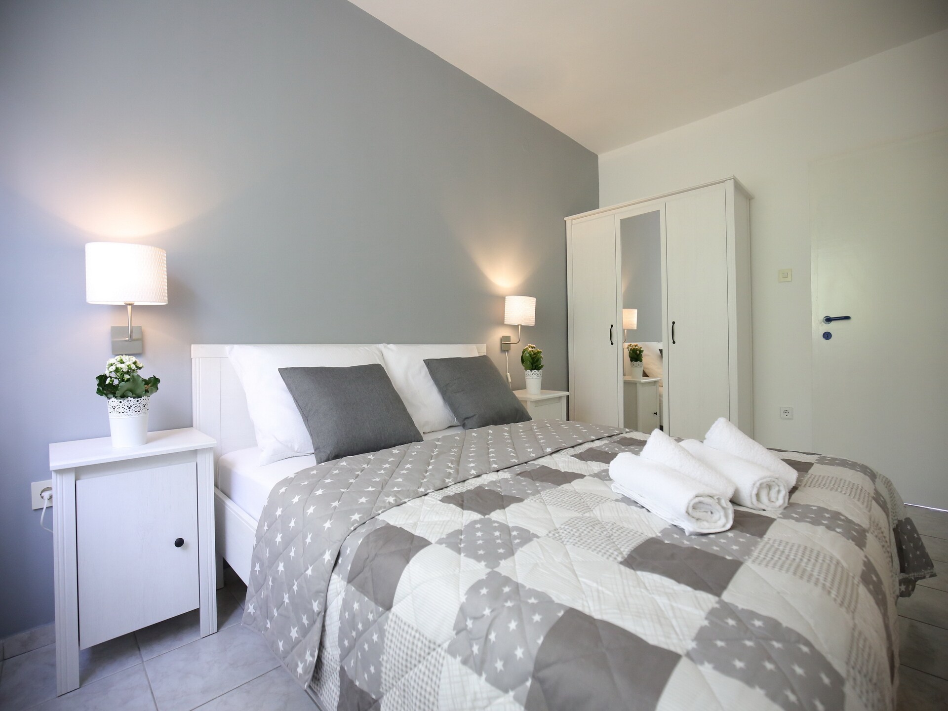 Mediterano 1: Gerenoveerd vakantiehuis met zeezicht in hartje Bibinje - foto 13