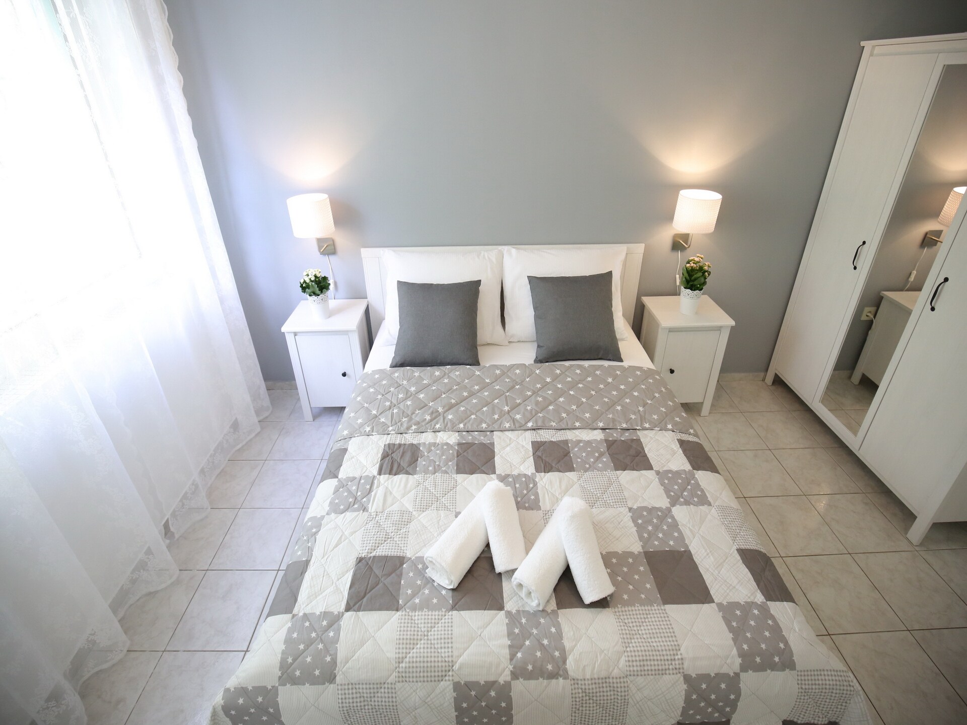 Mediterano 1: Gerenoveerd vakantiehuis met zeezicht in hartje Bibinje - foto 2