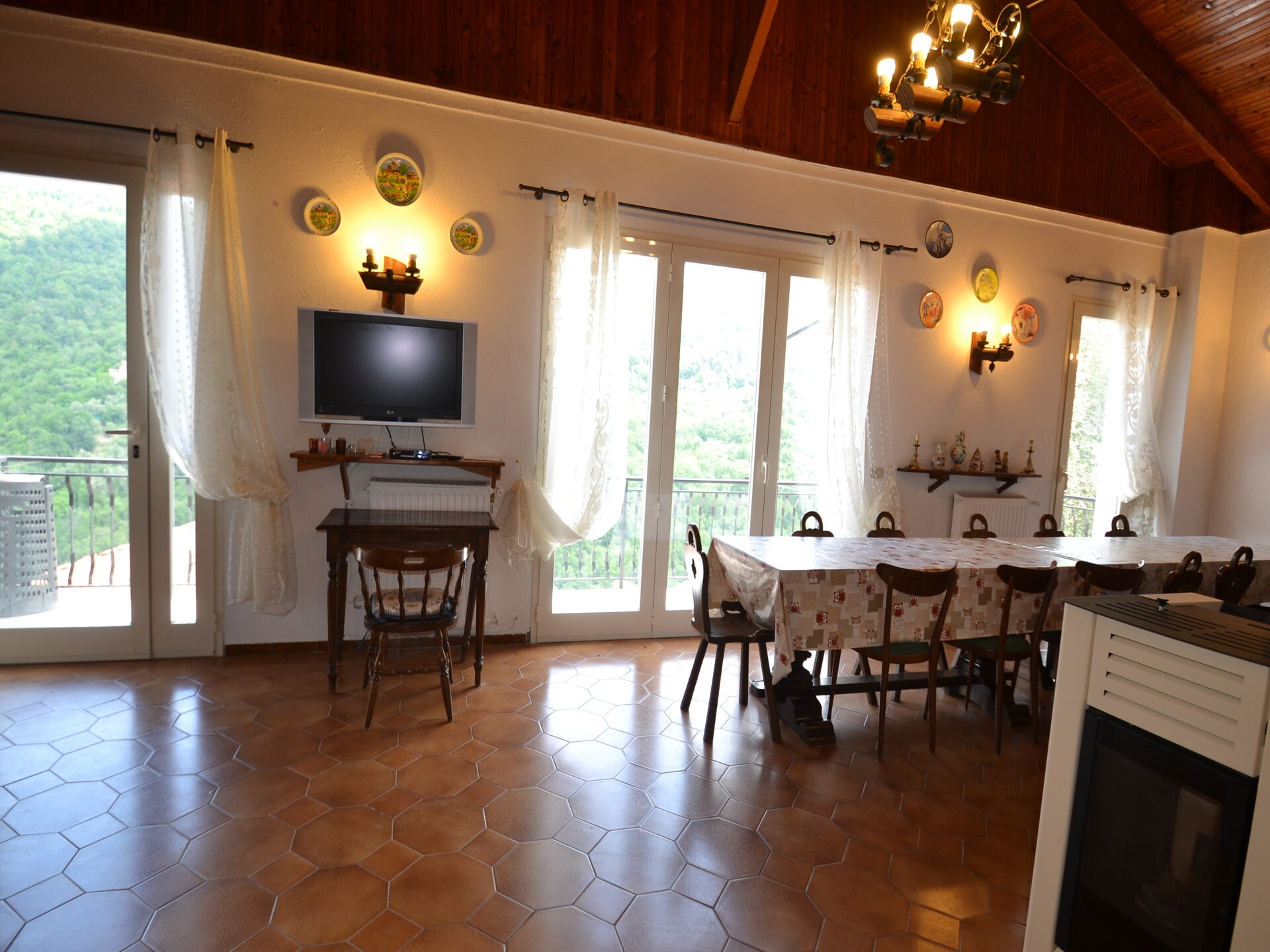 Vrijstaand vakantiehuis in Testico met tuin, BBQ en uitzicht op de Ligurische heuvels - foto 4