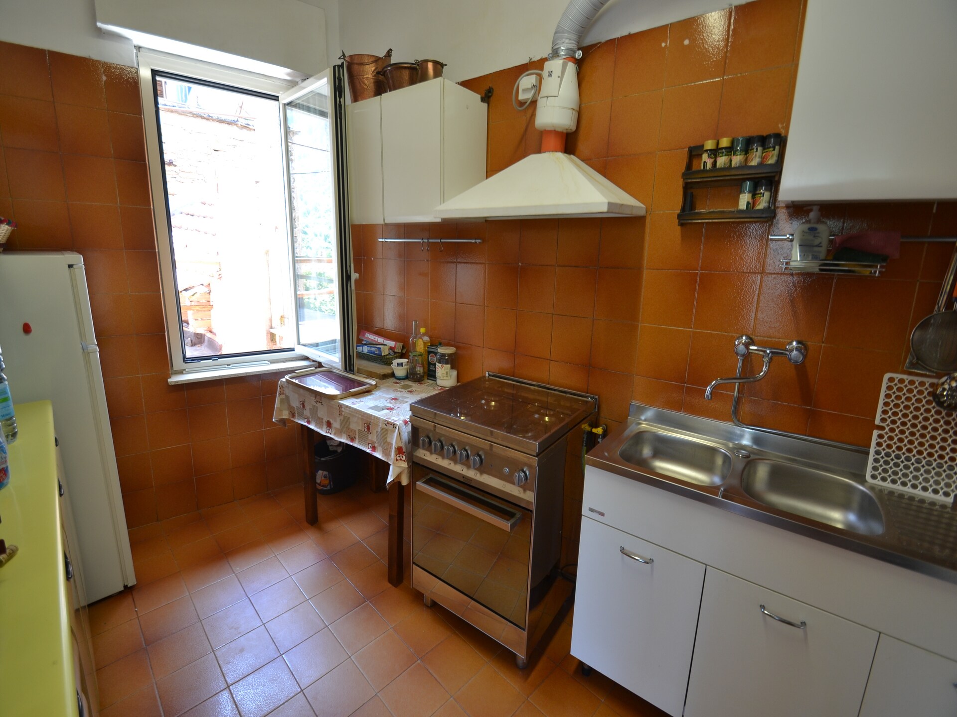 Vrijstaand vakantiehuis in Testico met tuin, BBQ en uitzicht op de Ligurische heuvels - foto 9