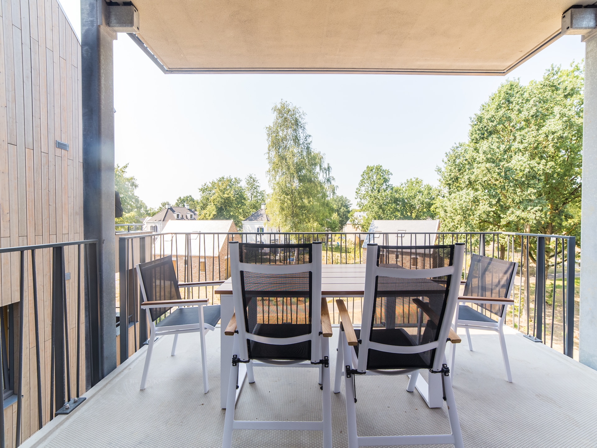 Luxe 4-persoonsappartement op Resort Maastricht met zwembad - foto 8
