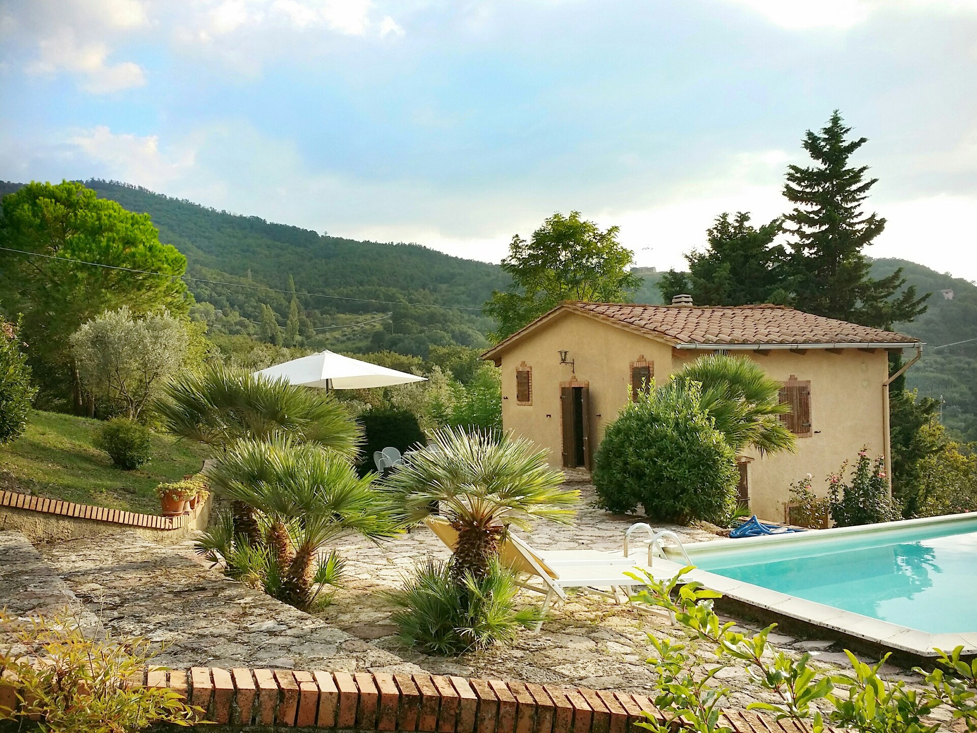 Vrijstaand Toscaans vakantiehuis met privézwembad en uitzicht bij Sasso Pisano - foto 31