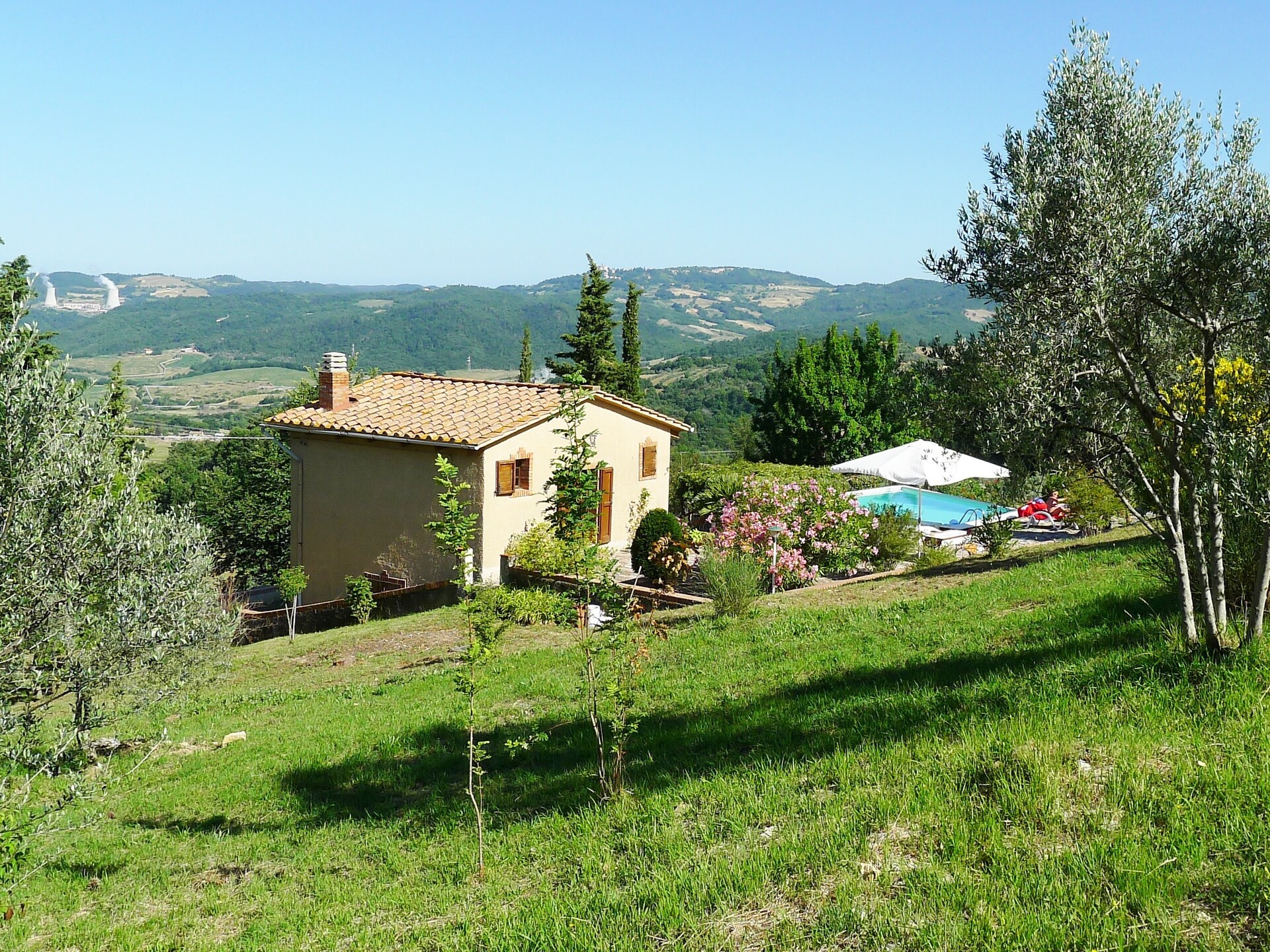 Vrijstaand Toscaans vakantiehuis met privézwembad en uitzicht bij Sasso Pisano - foto 33