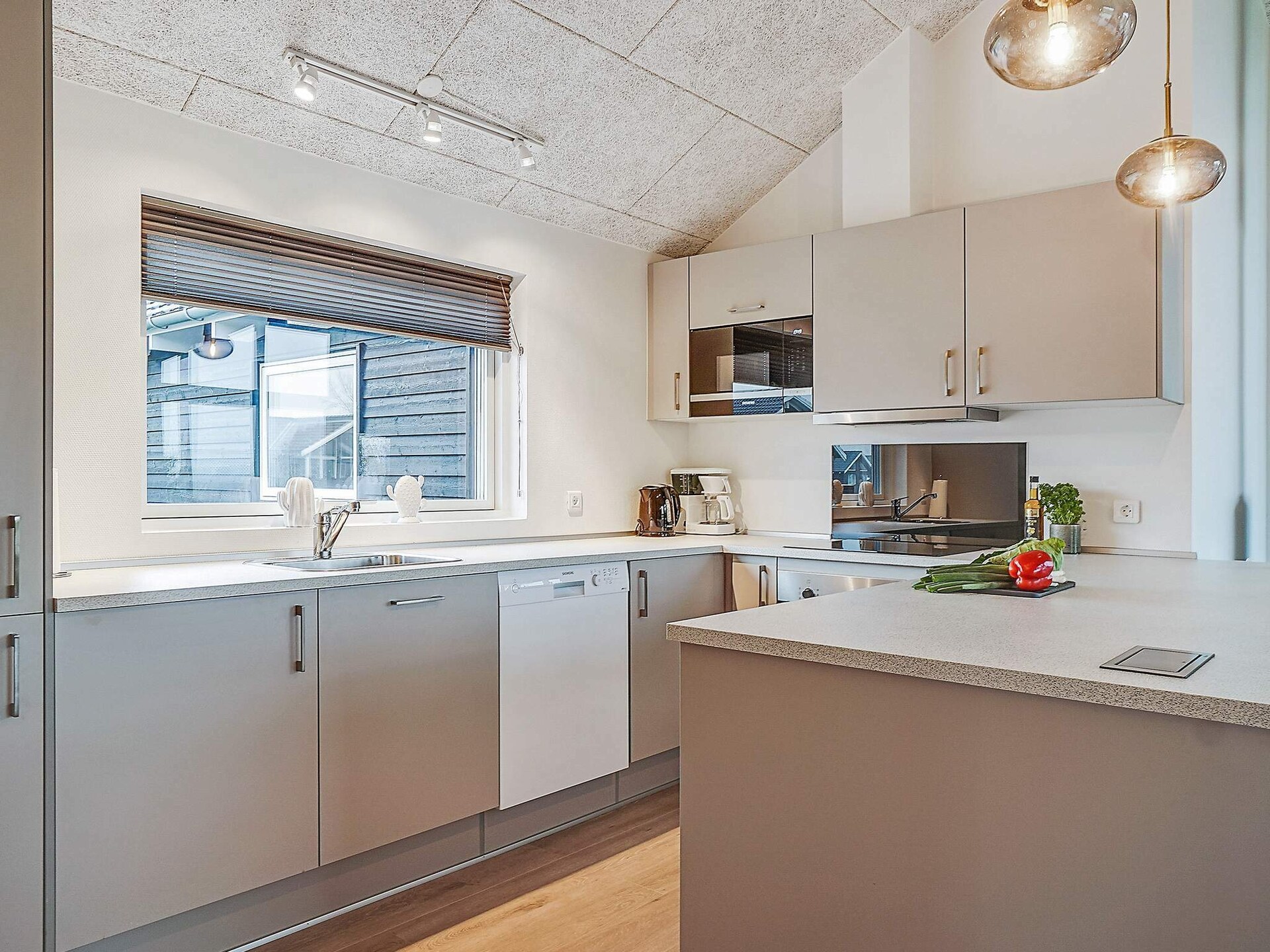 Vrijstaand vakantiehuis met sauna en speelkamer op 900m van de Oostzee - foto 14