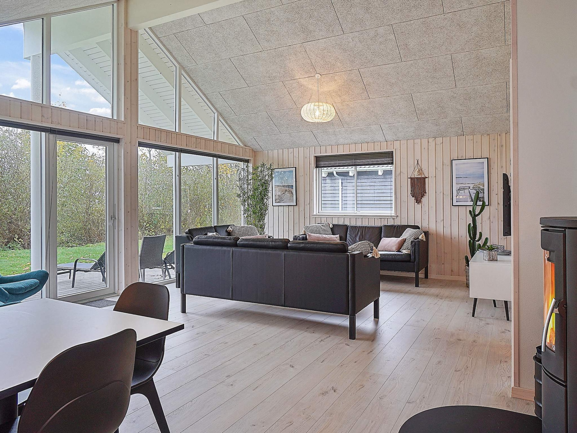 Op 950 m van zee: ruim vakantiehuis in Kappeln voor 18 personen · 242 m² - foto 15