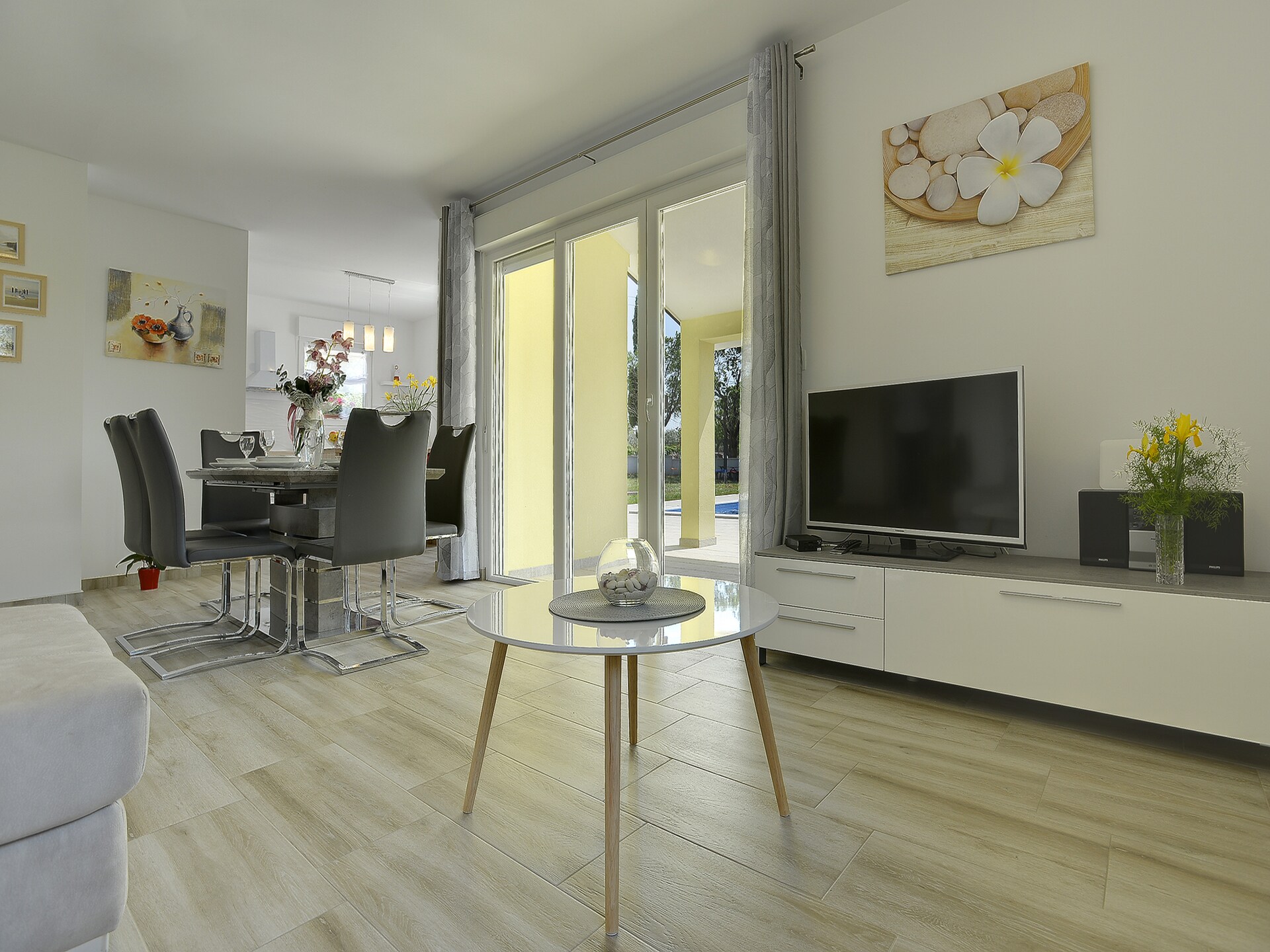 Moderne vrijstaande villa met privézwembad en tuin bij Marčana - foto 7