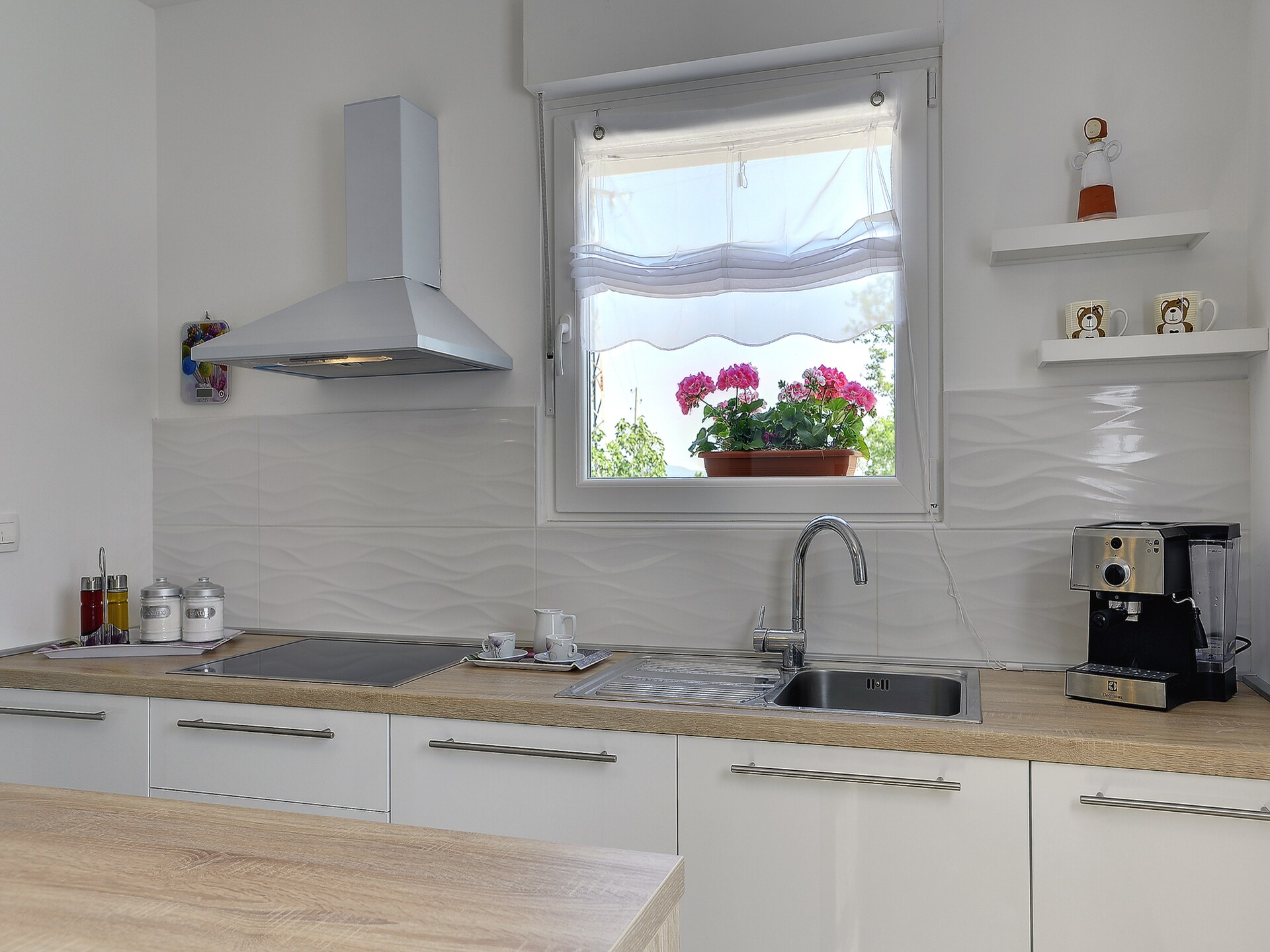 Moderne vrijstaande villa met privézwembad en tuin bij Marčana - foto 13